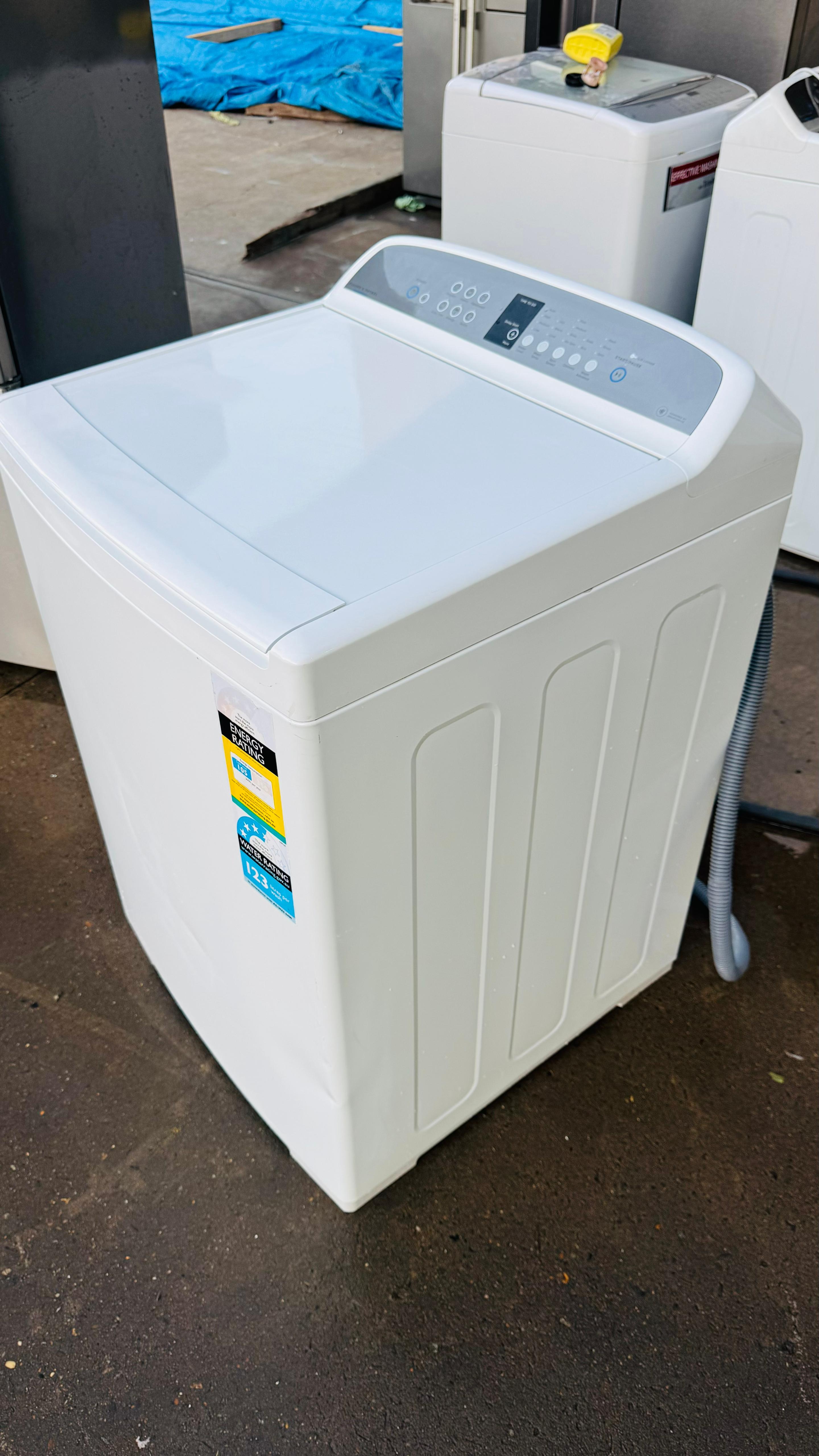 FISHER AND PAYKEL 10KGS TOP LOADER WASHING MACHINE