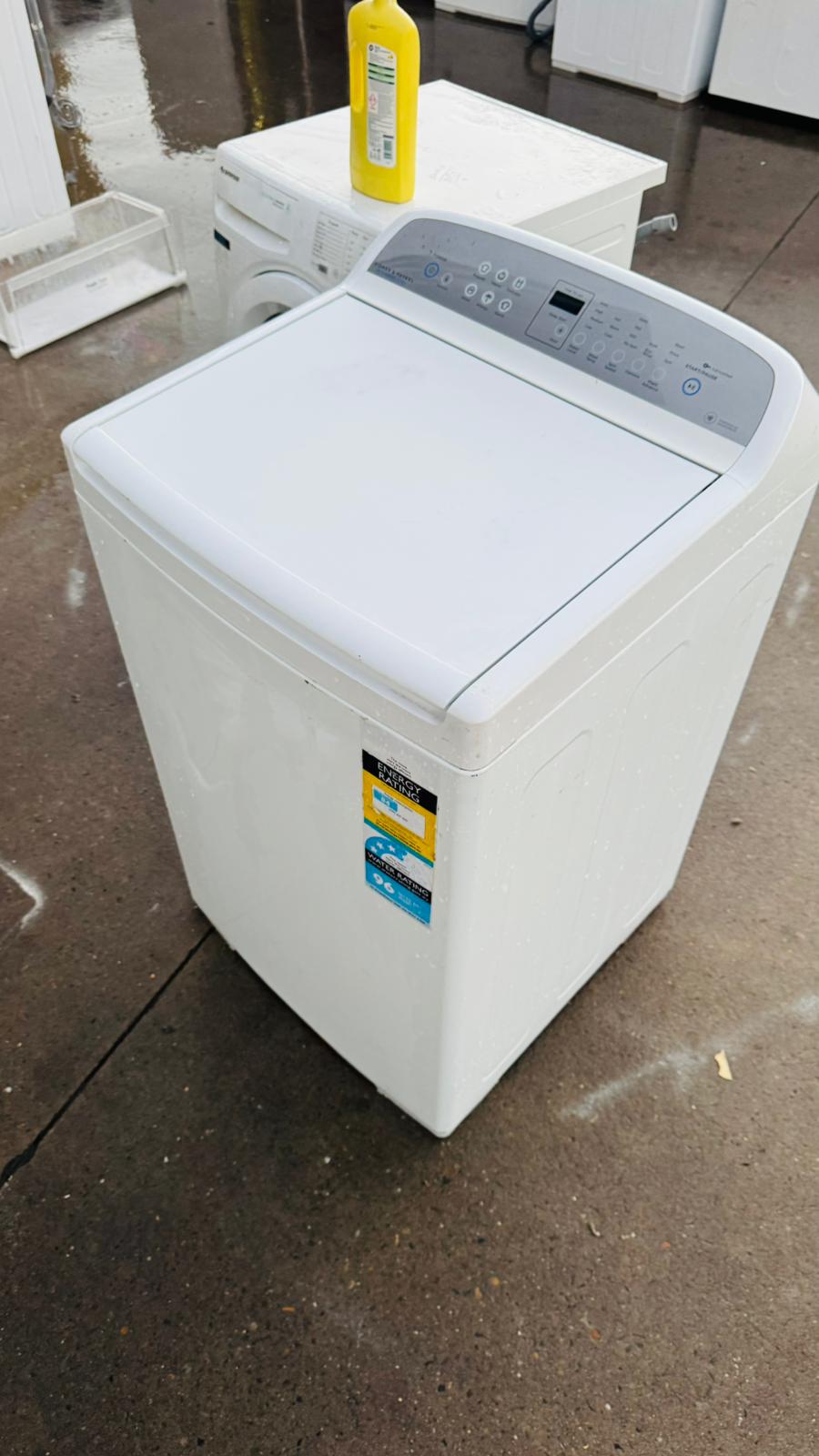 FISHER AND PAYKEL 8.5 KGS TOP LOADER WASHING MACHINE