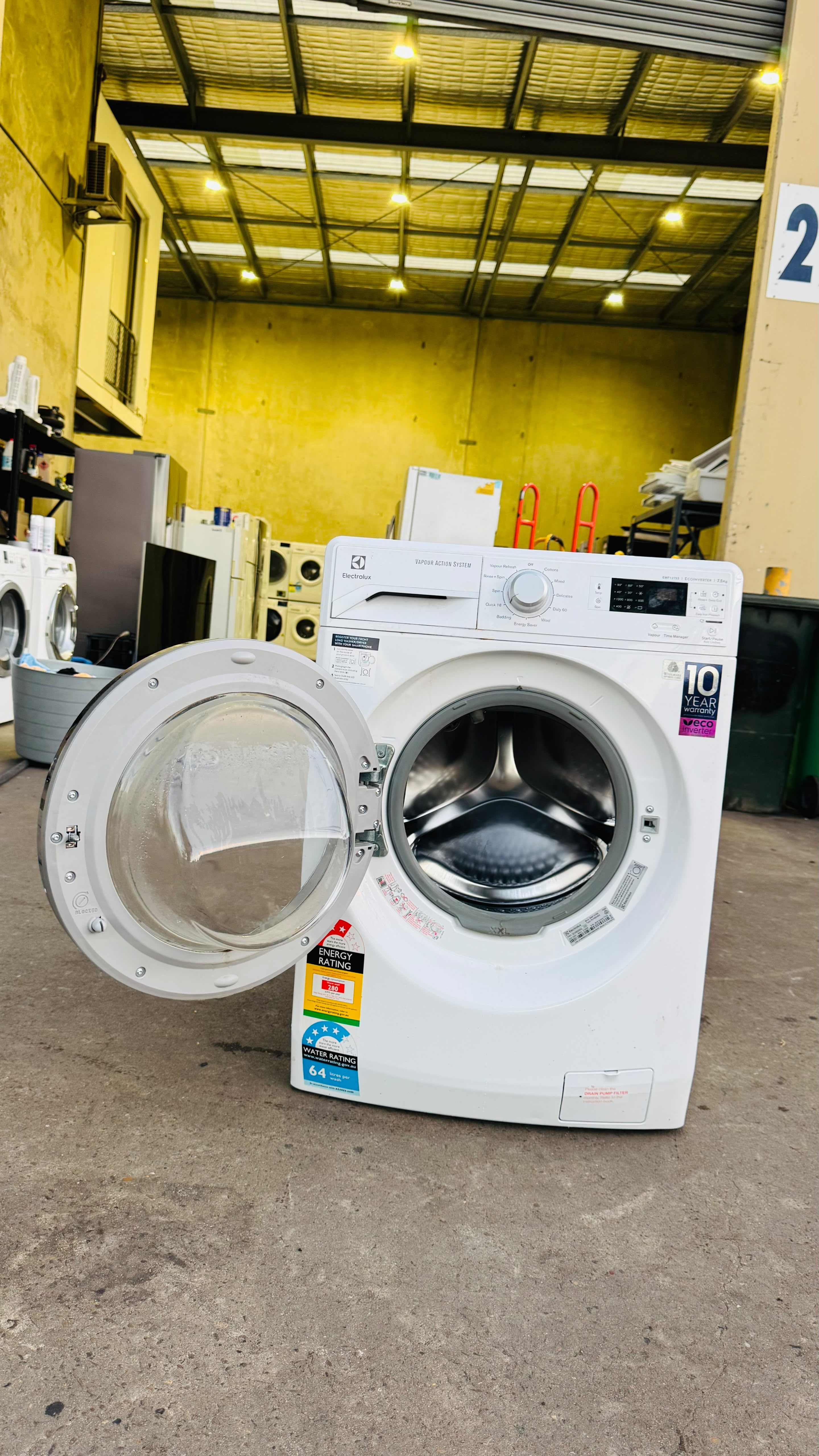 ELECTROLUX 7.5KGS FRONT LOADER WASHING MACHINE