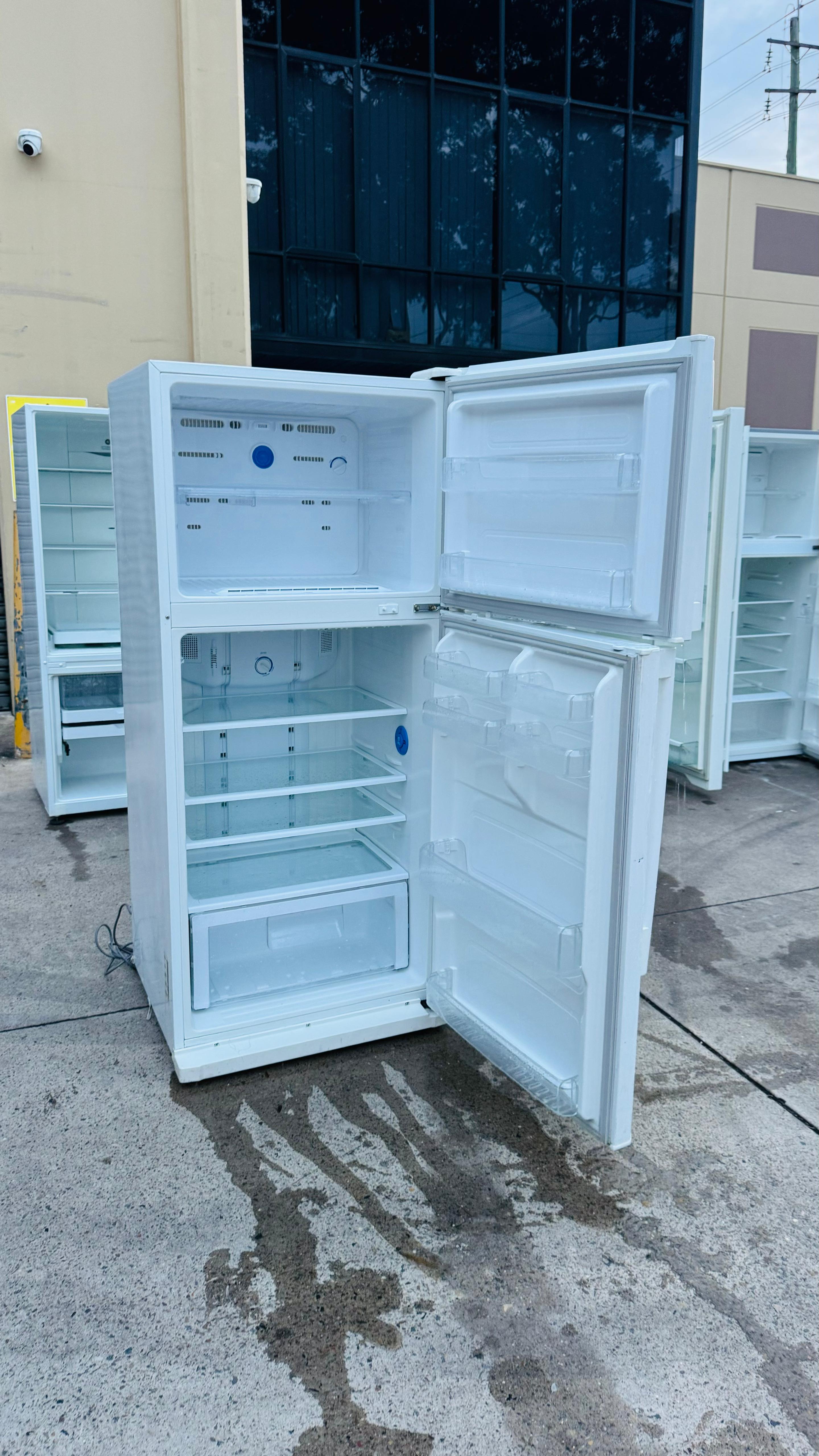 SAMSUNG 434 LITRES FRIDGE FREEZER