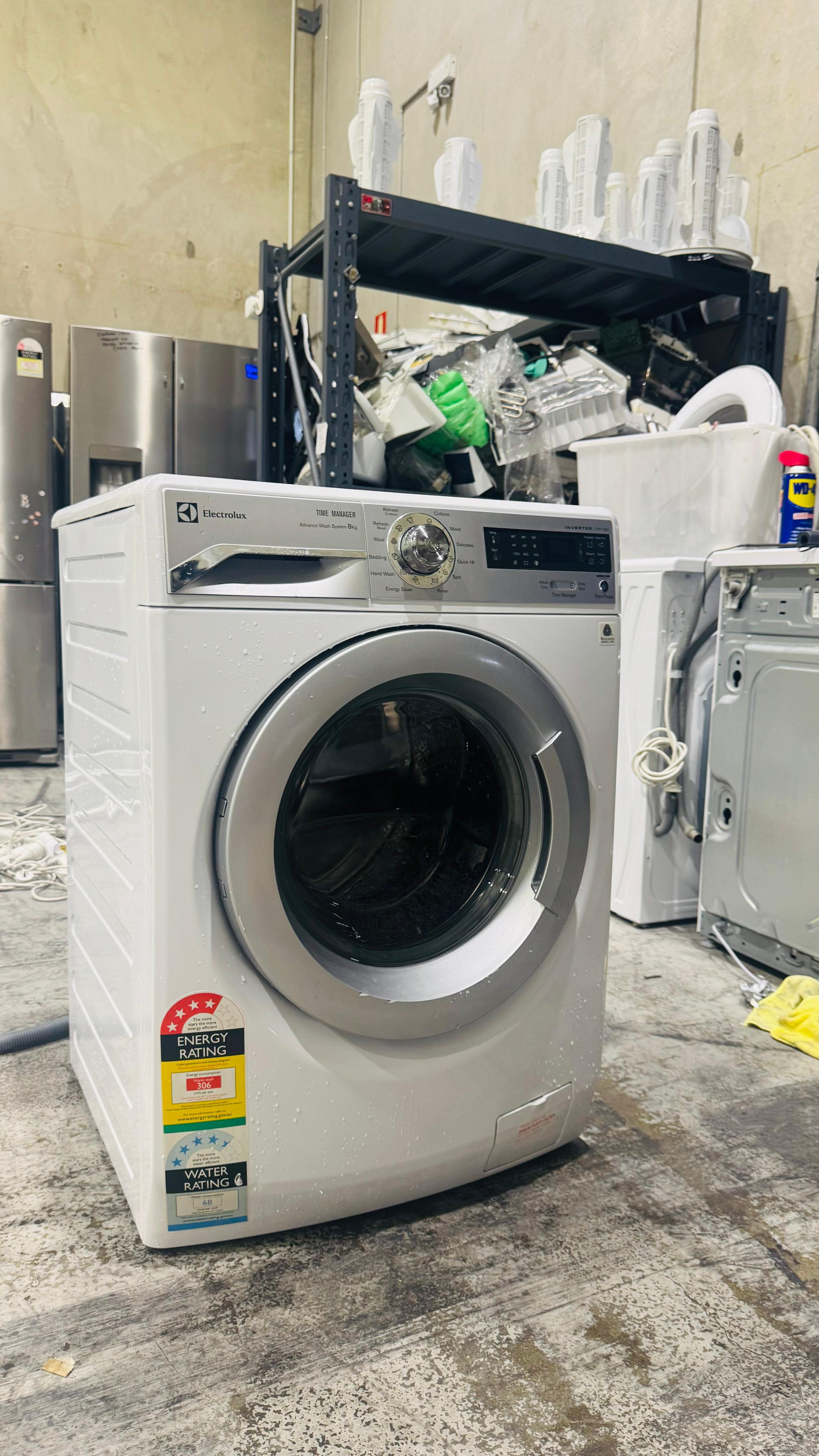 ELECTROLUX 8KGS FRONT LOADER WASHING MACHINE