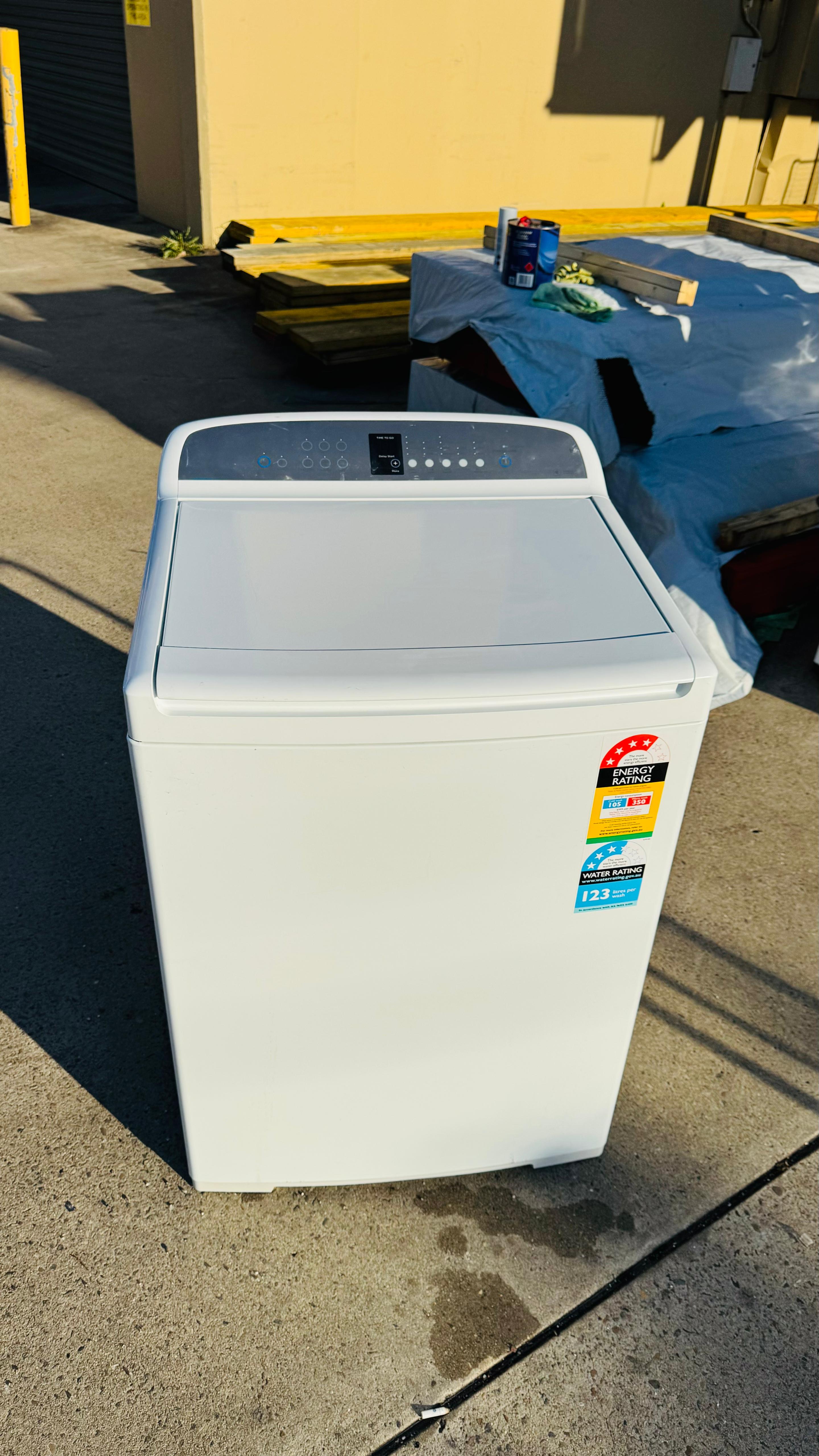 FISHER AND PAYKEL 10 KGS TOP LOADER WASHING MACHINE