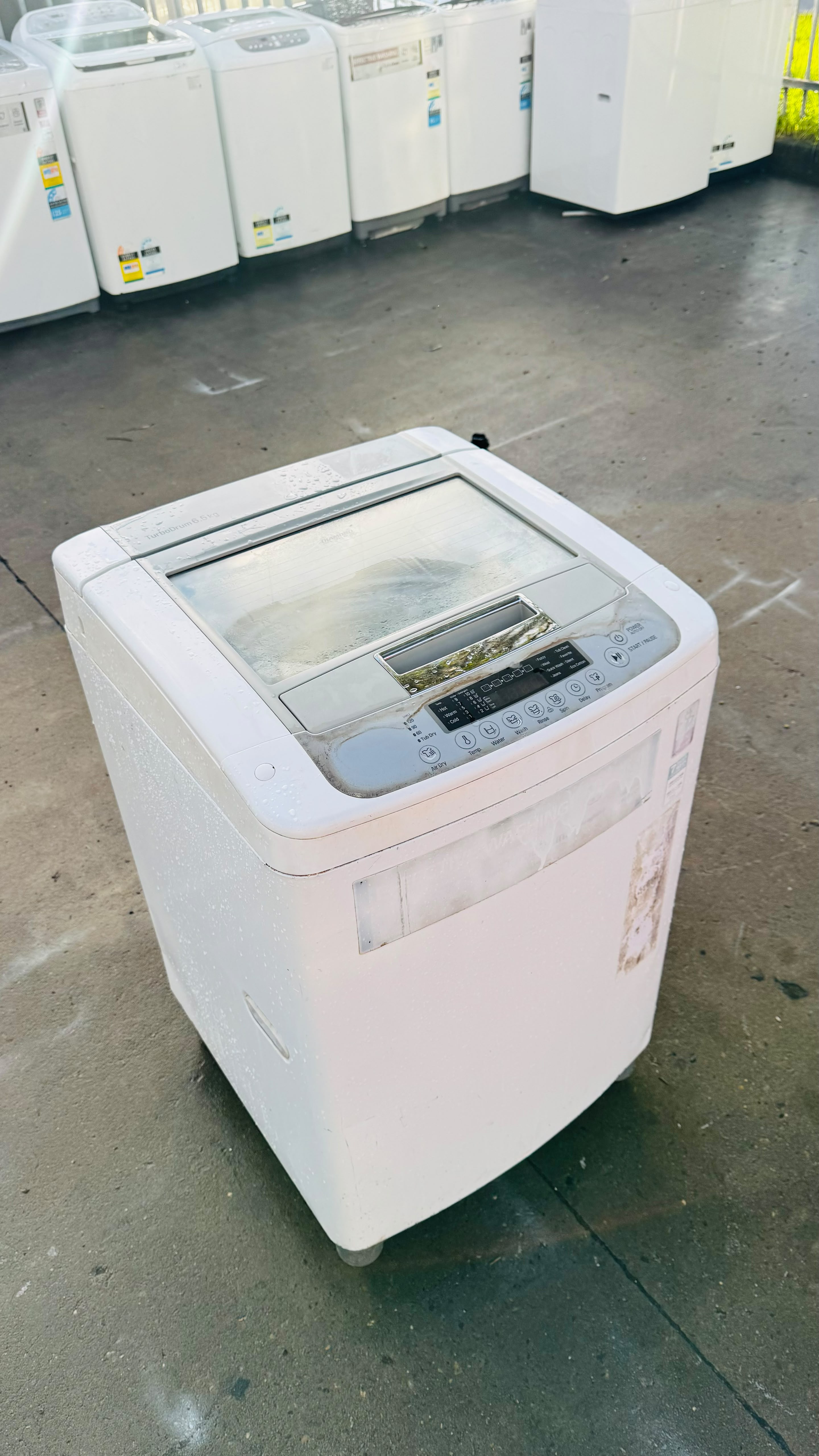 LG 6.5KGS TOP LOADER WASHING MACHINE