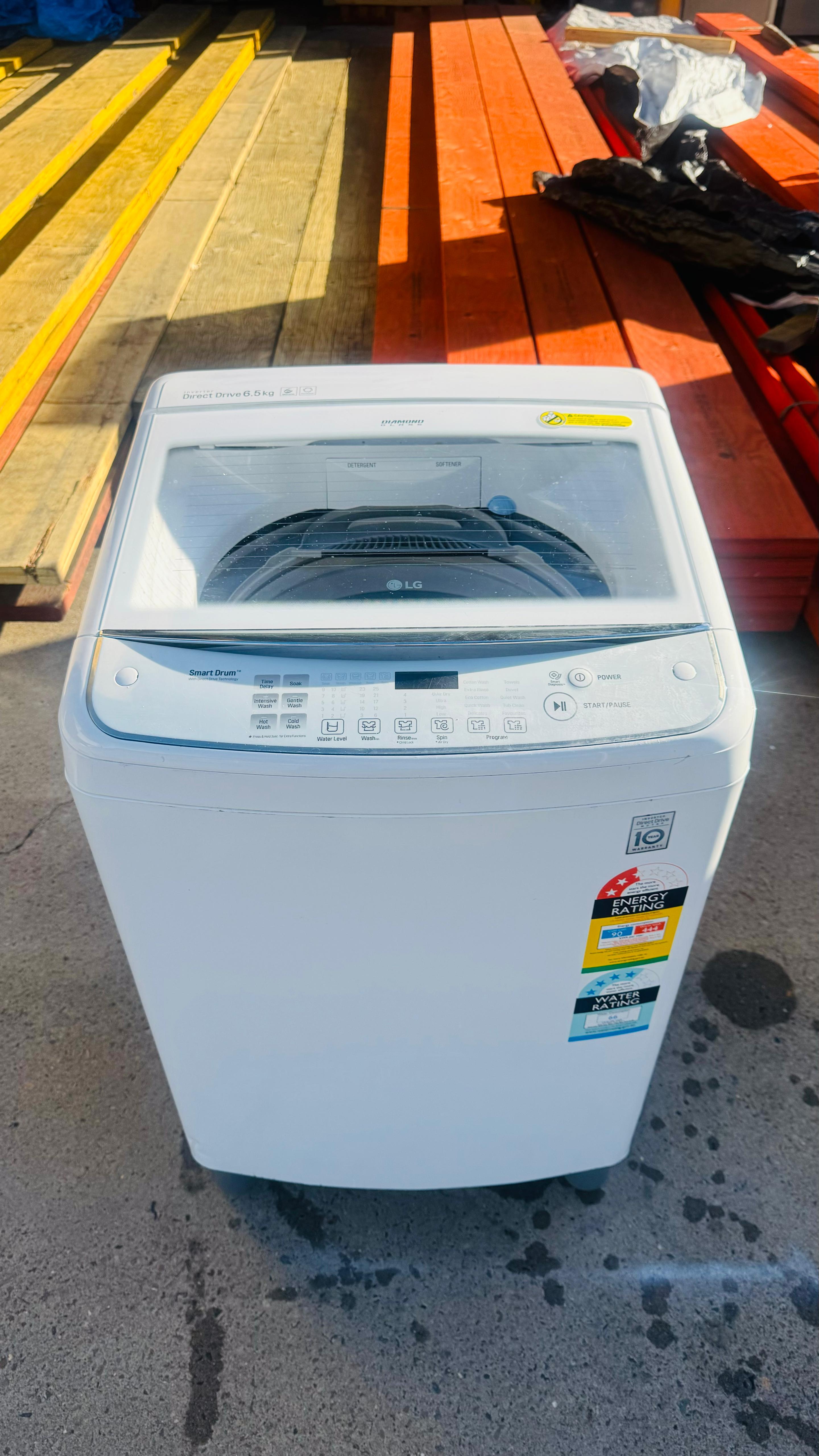 LG 6.5KGS TOP LOADER WASHING MACHINE