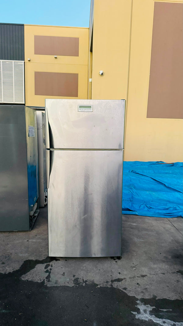 WESTINGHOUSE 517 LITRES FRIDGE FREEZER