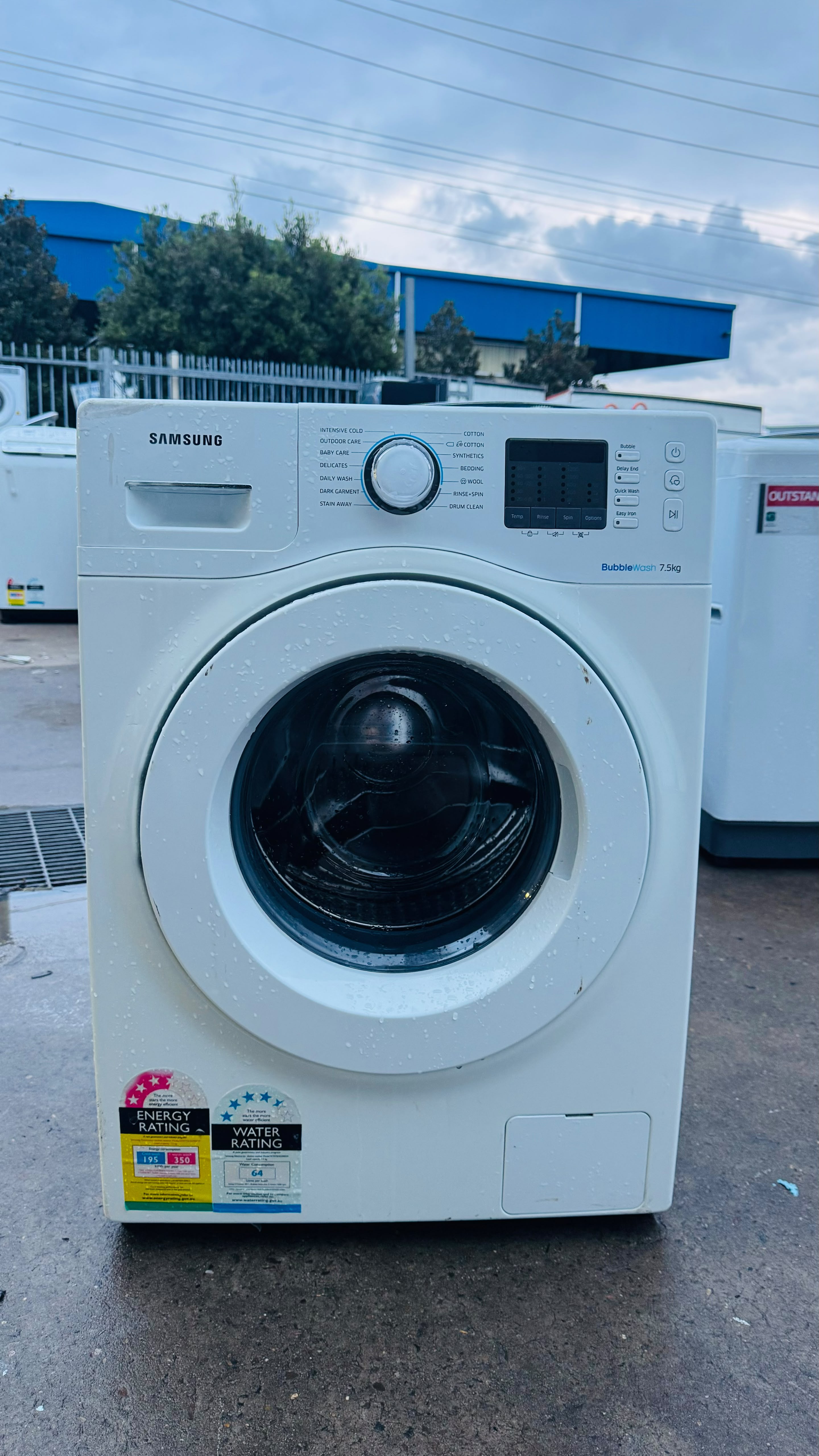SAMSUNG 7.5KGS FRONT LOADER WASHING MACHINE