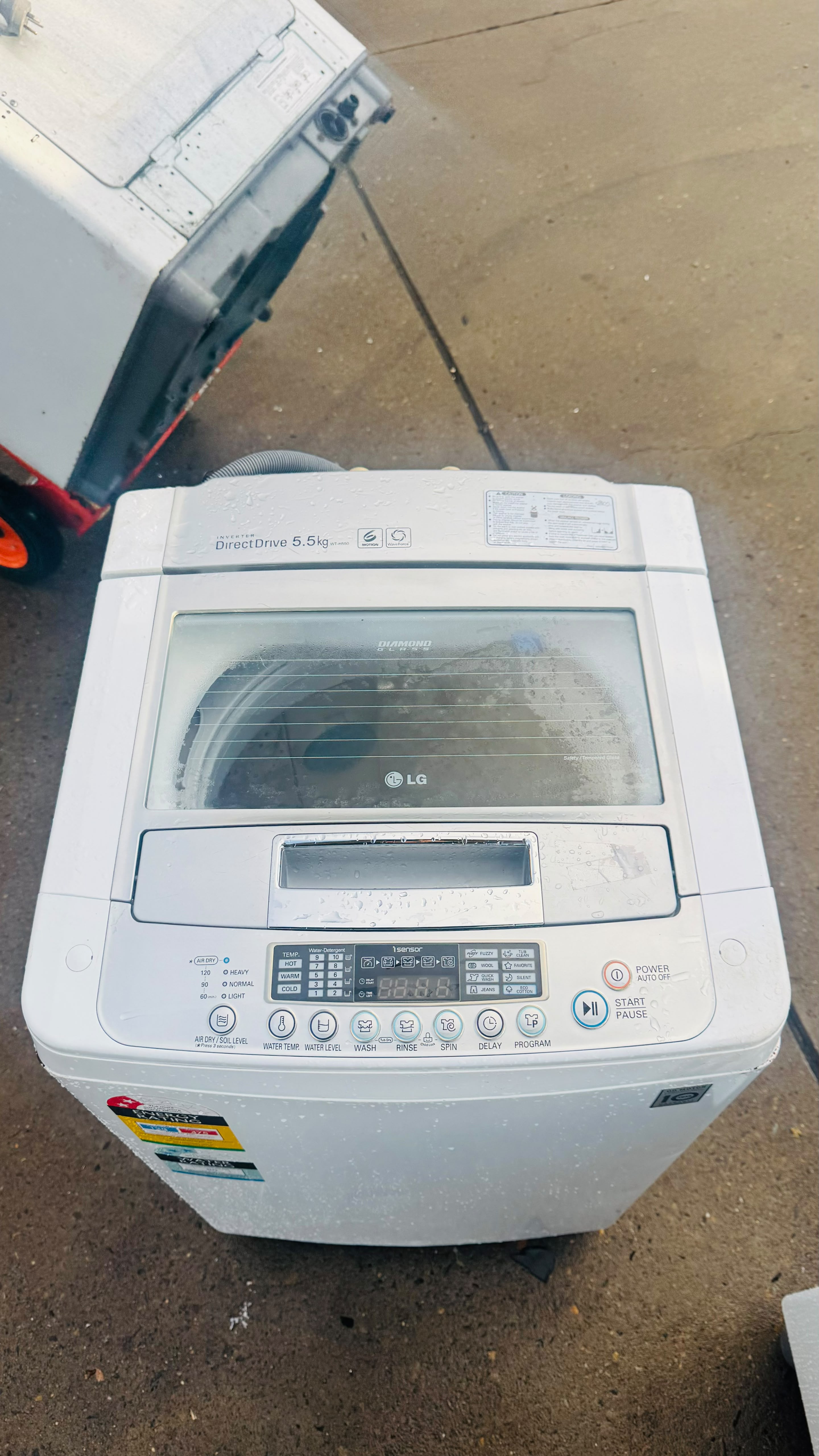 LG 5.5KGS TOP LOADER WASHING MACHINE