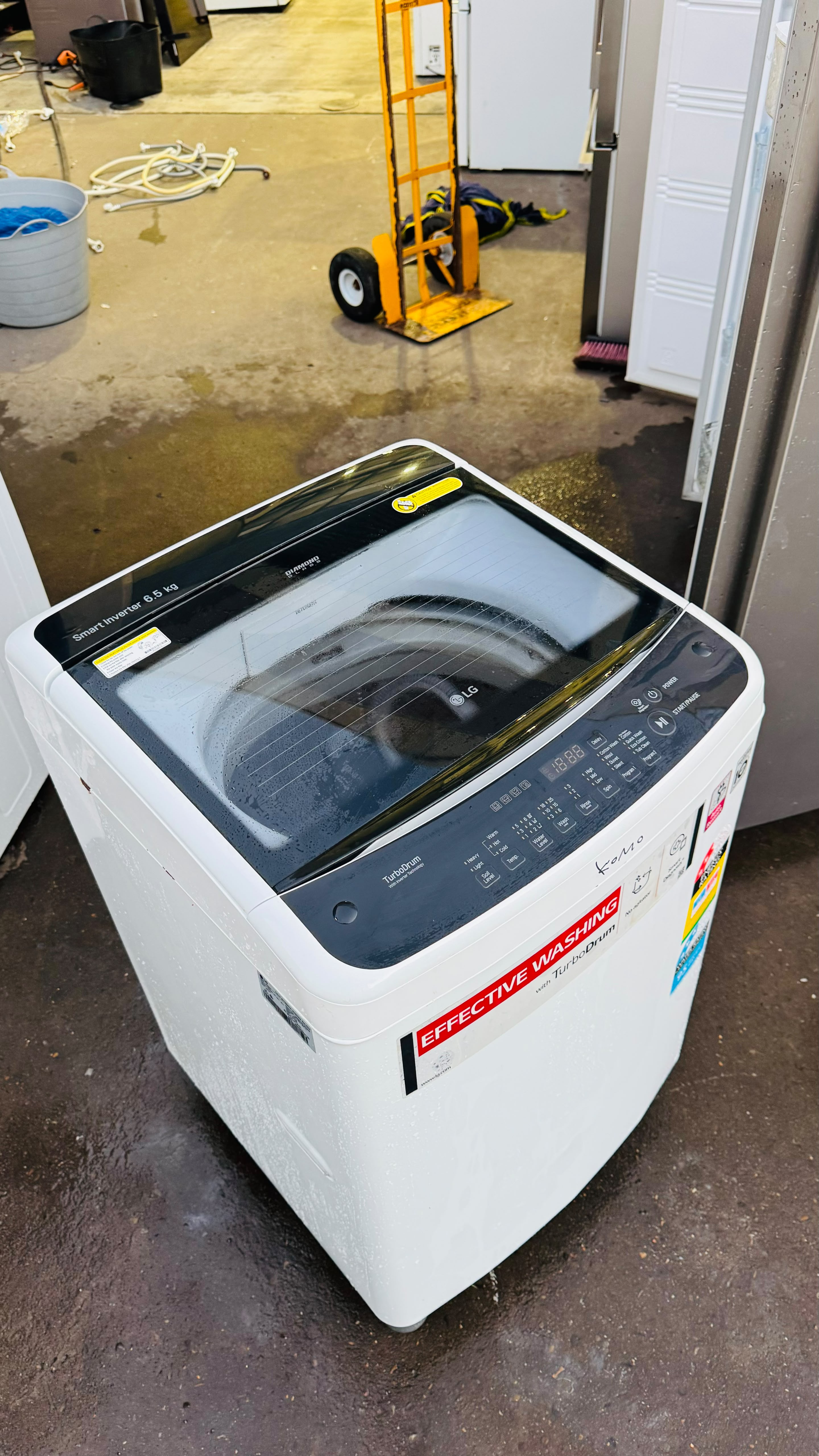 LG 6.5KGS TOP LOADER WASHING MACHINE