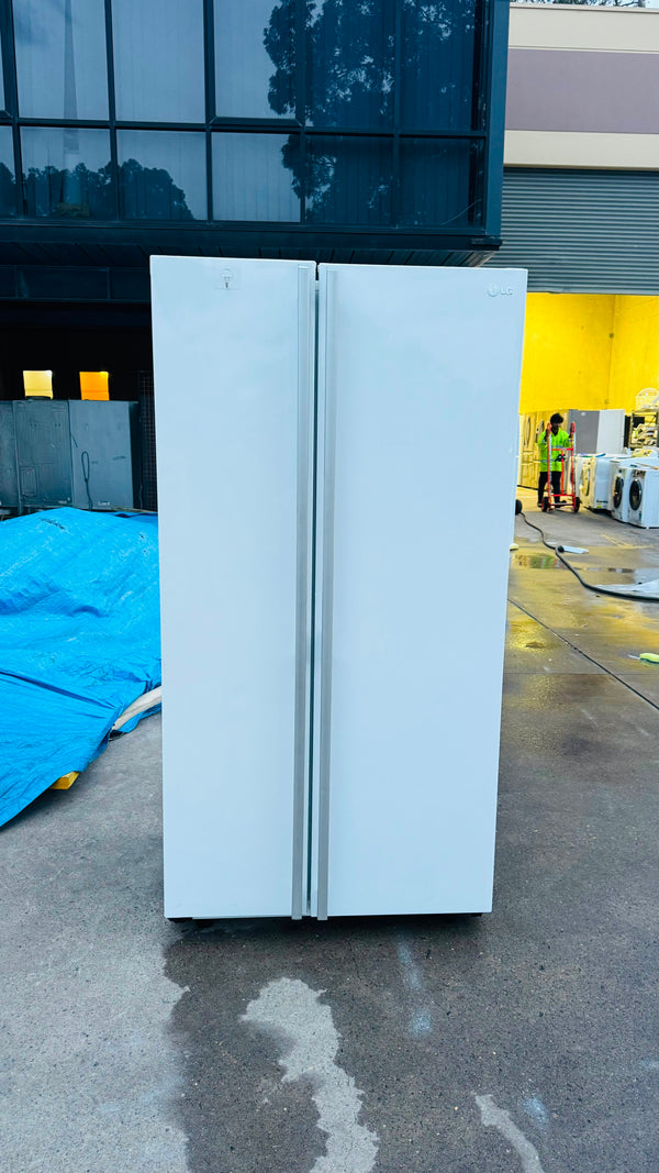 LG 581 LITRES SIDE BY SIDE FRIDGE FREEZER