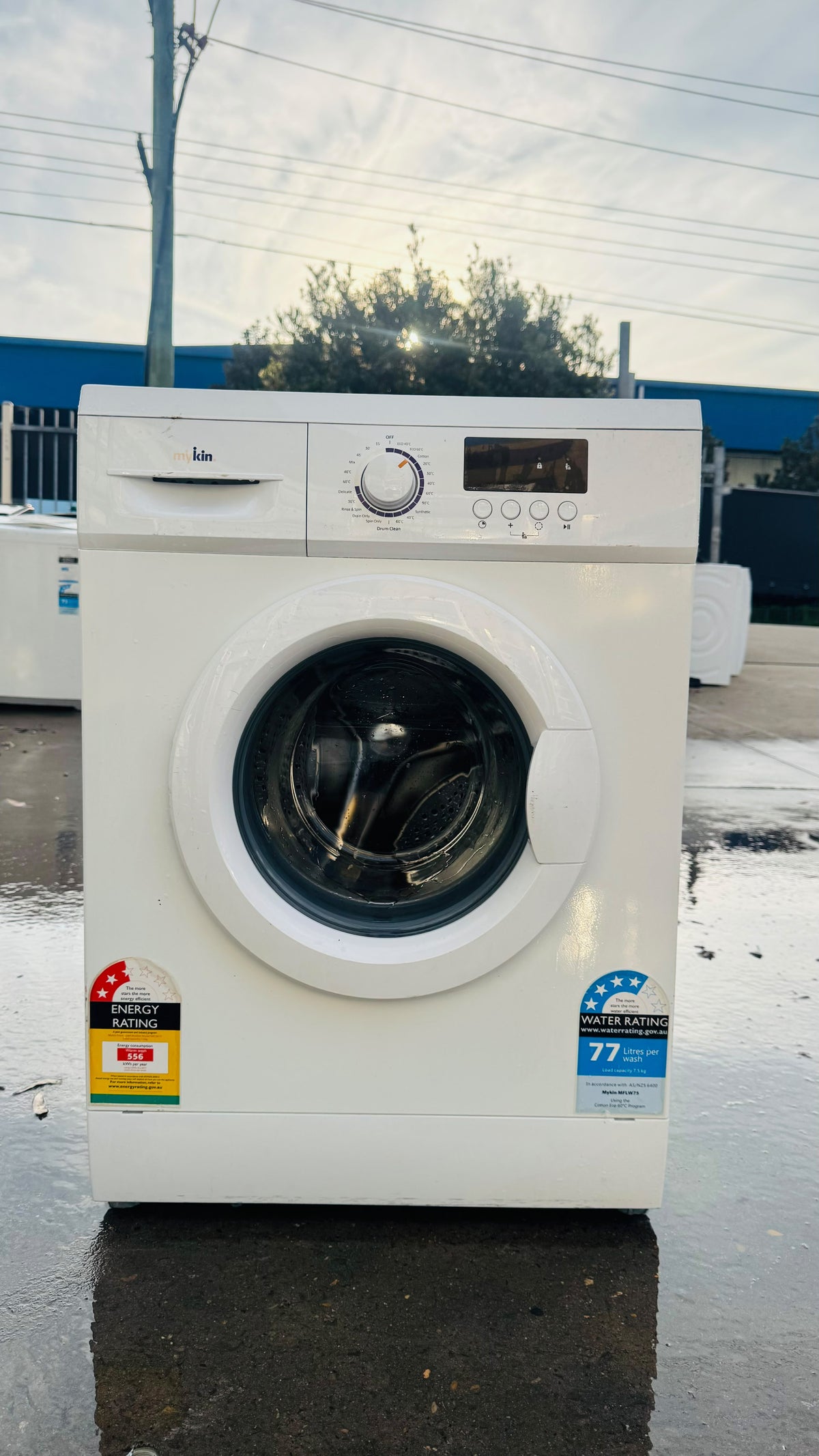 MYKIN 7.5KGS FRONT LOADER WASHING MACHINE