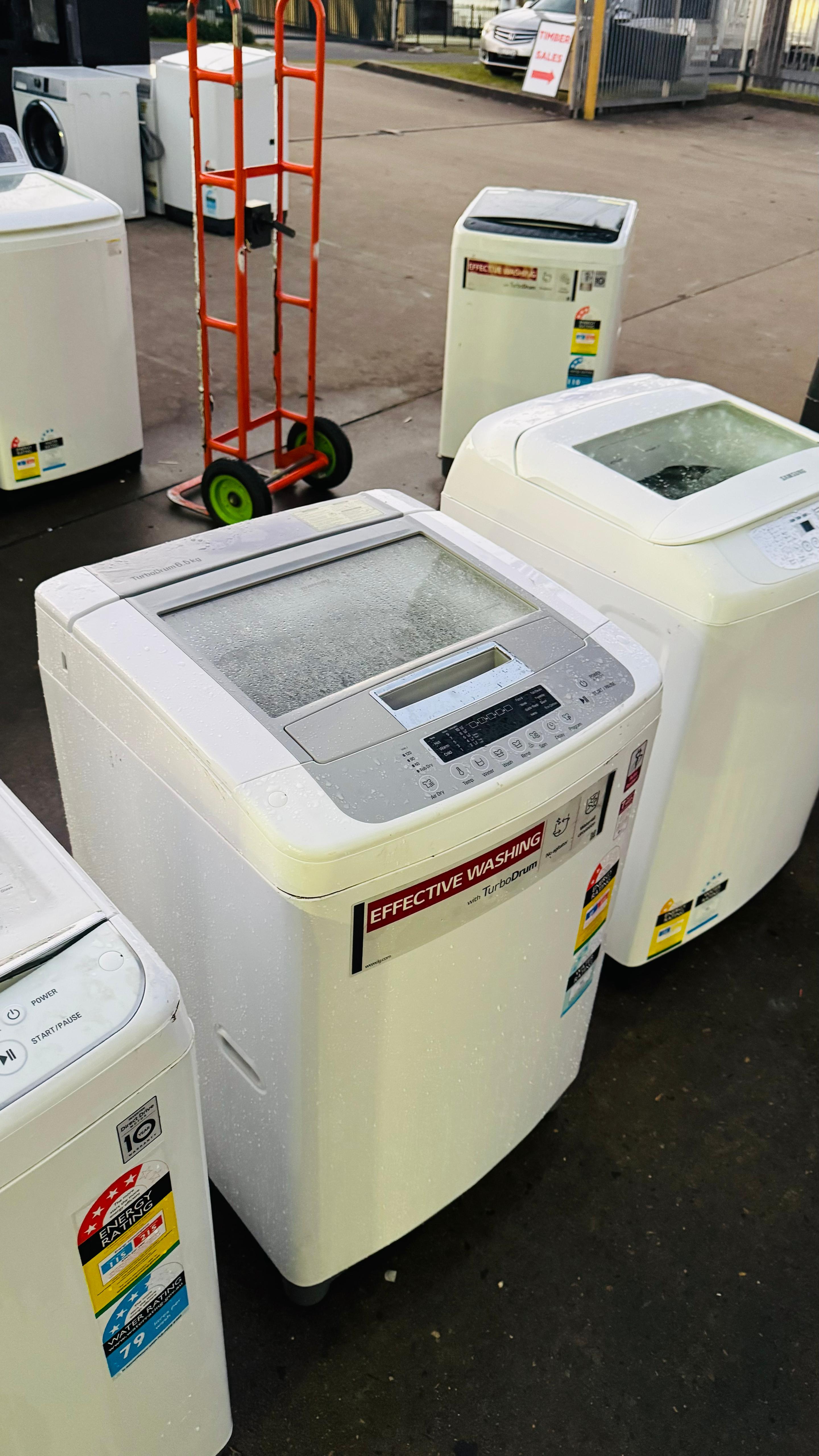 LG 6.5KGS TOP LOADER WASHING MACHINE