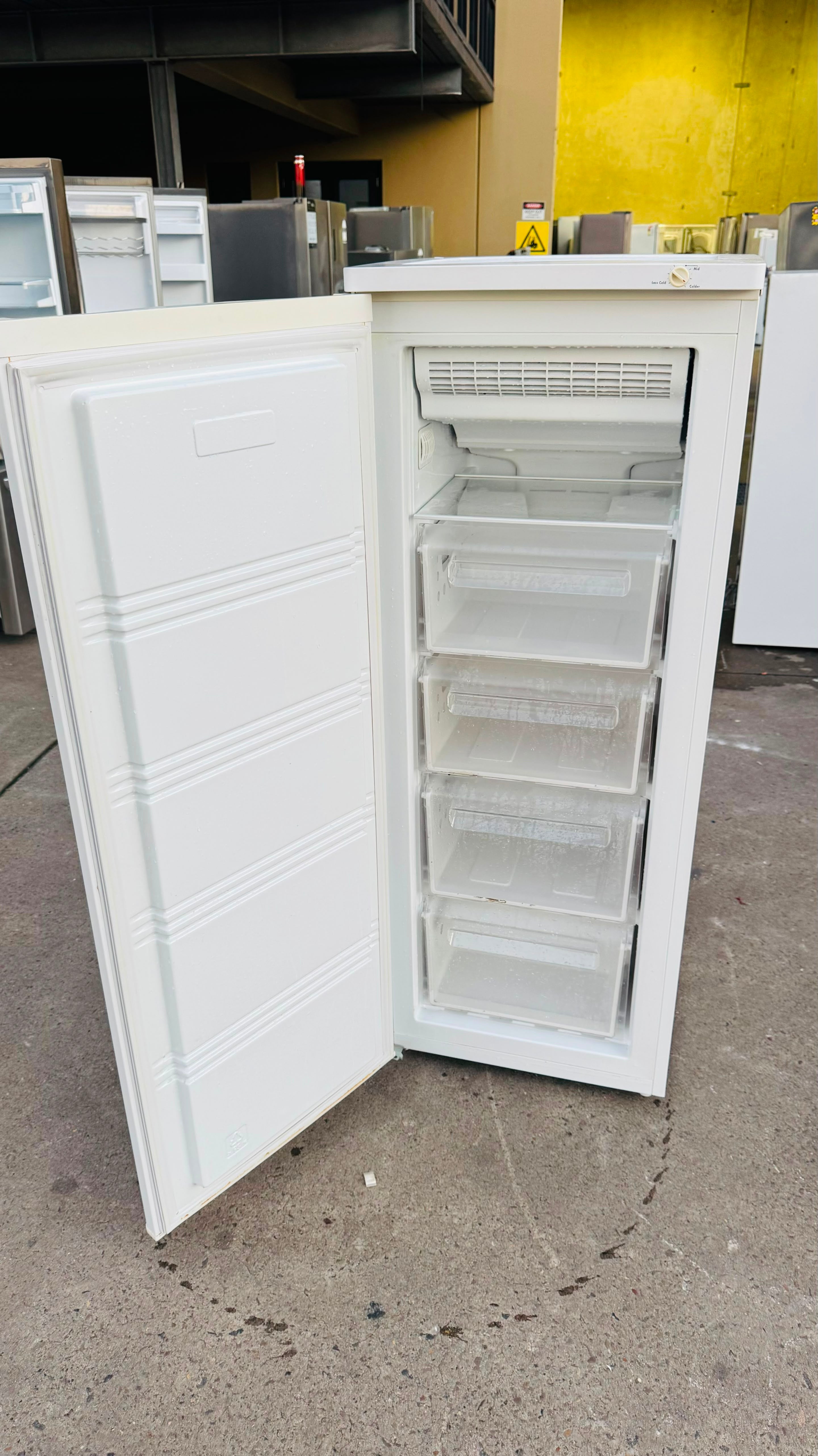 WESTINGHOUSE 230 LITRES FREEZER ONLY