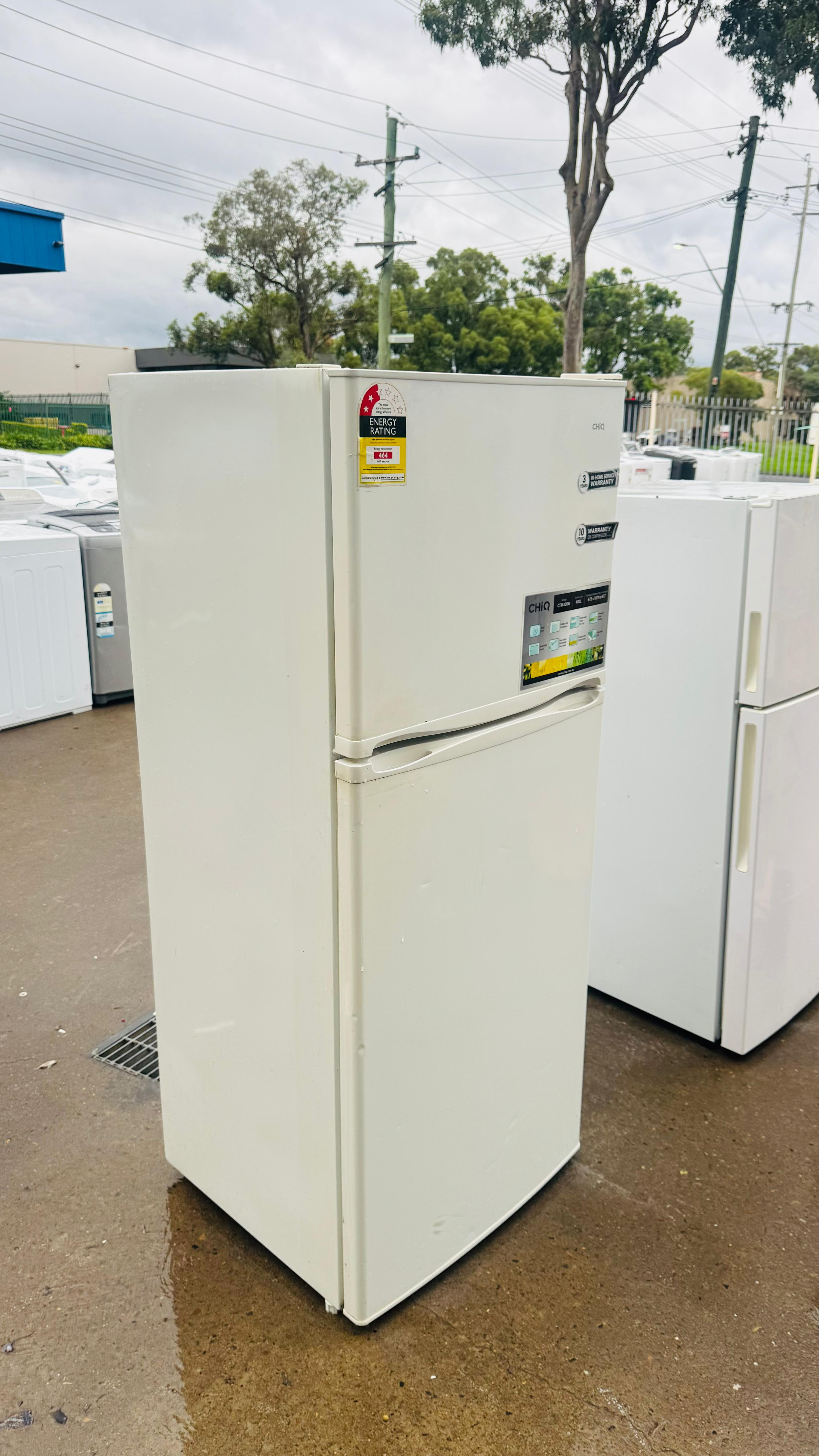 CHIQ 400 LITRES FRIDGE FREEZER