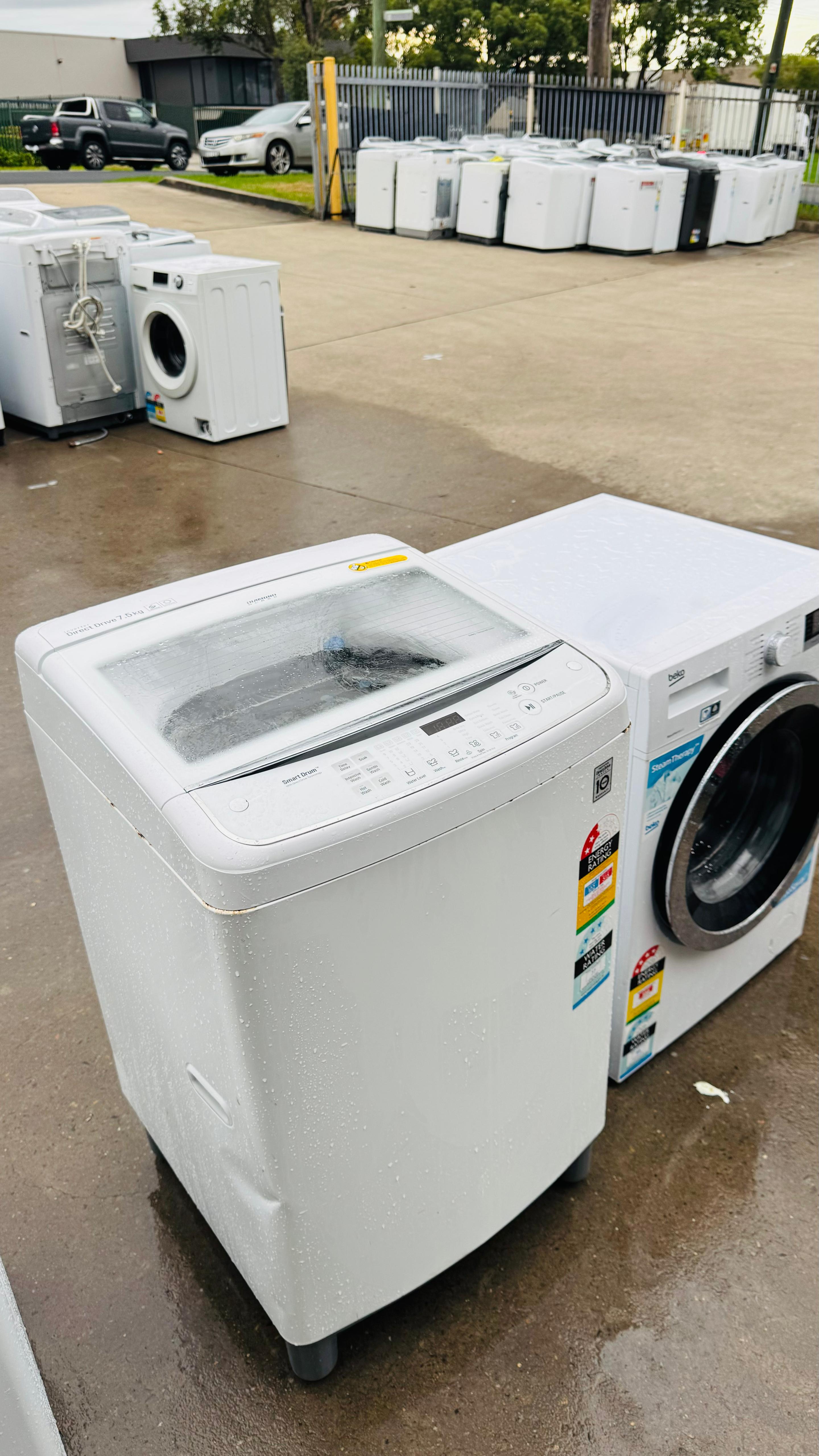 LG 7.5KGS TOP LOADER WASHING MACHINE