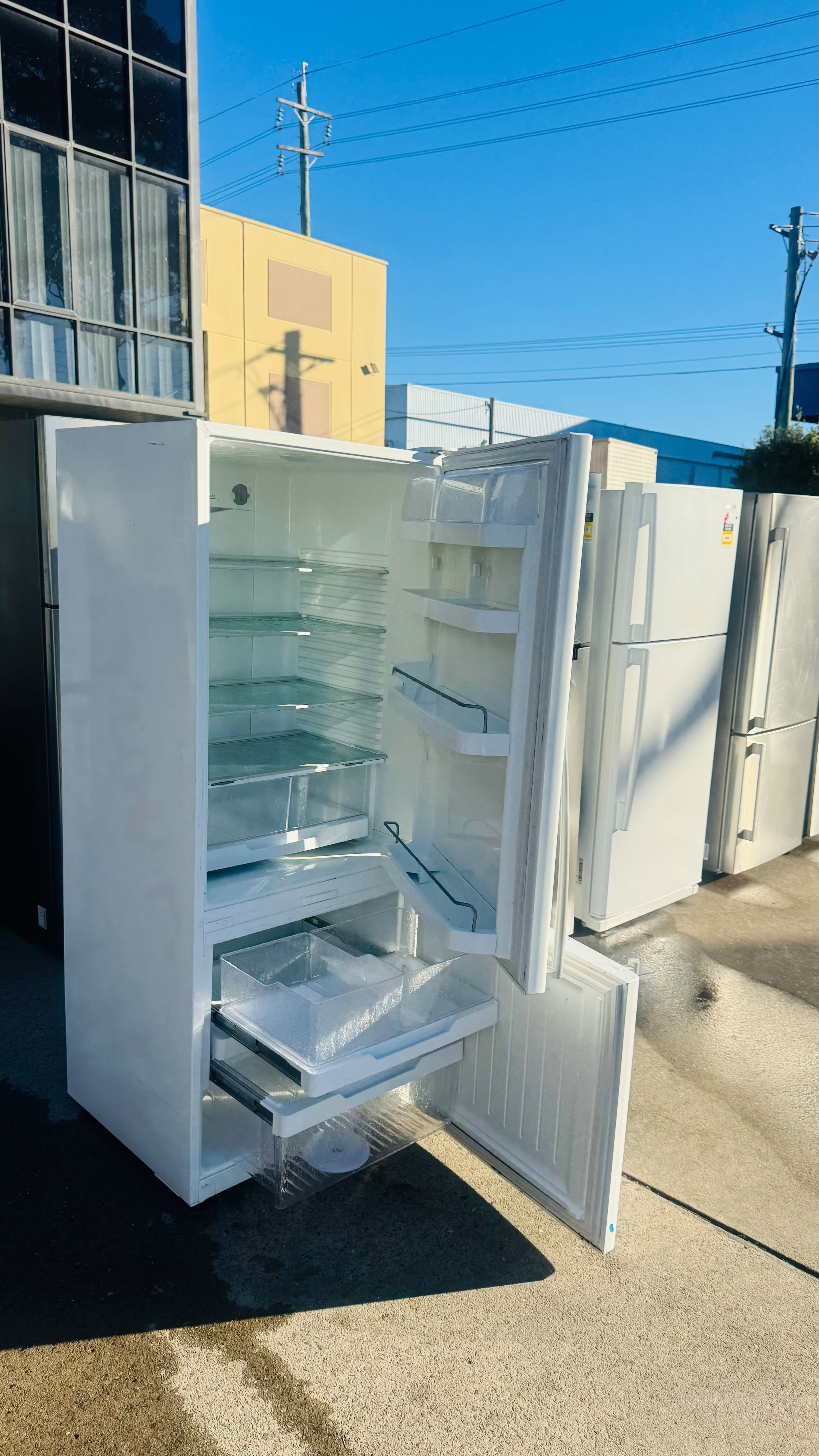 FISHER AND PAYKEL 442 LITRES FRIDGE FREEZER
