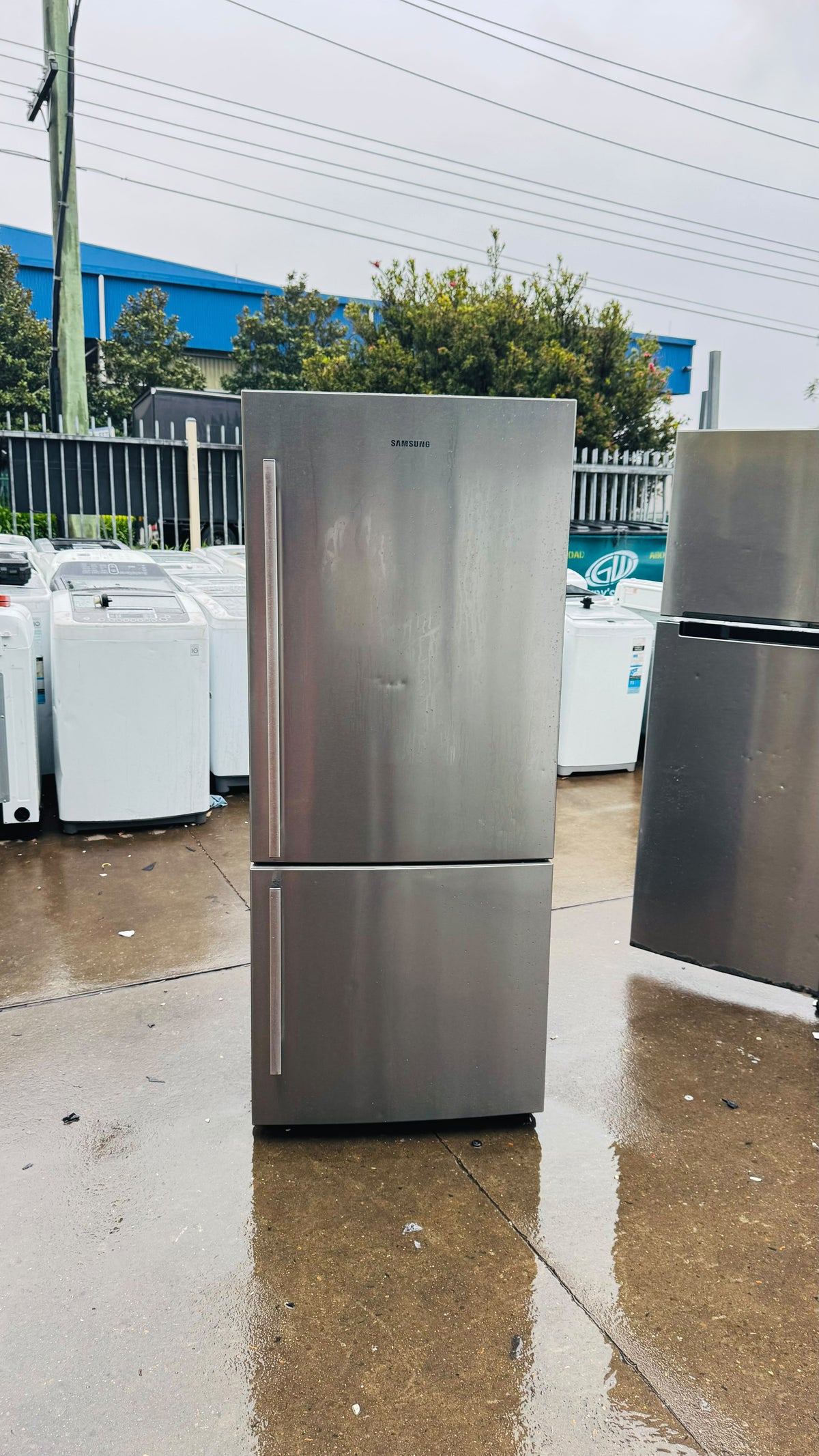 SAMSUNG 450 LITRES FRIDGE FREEZER
