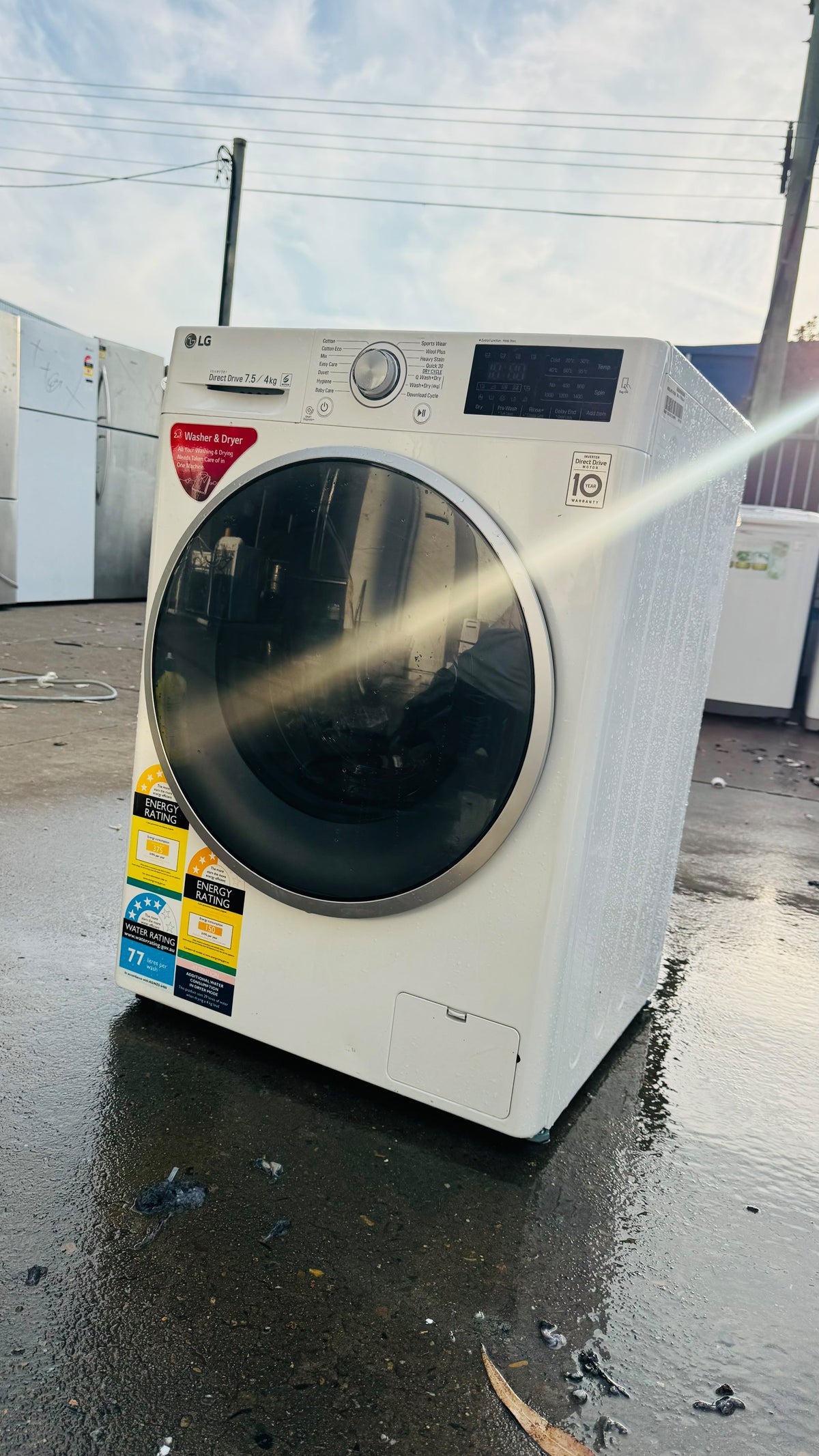LG 7.5KGS FRONT LOADER WASHING MACHINE