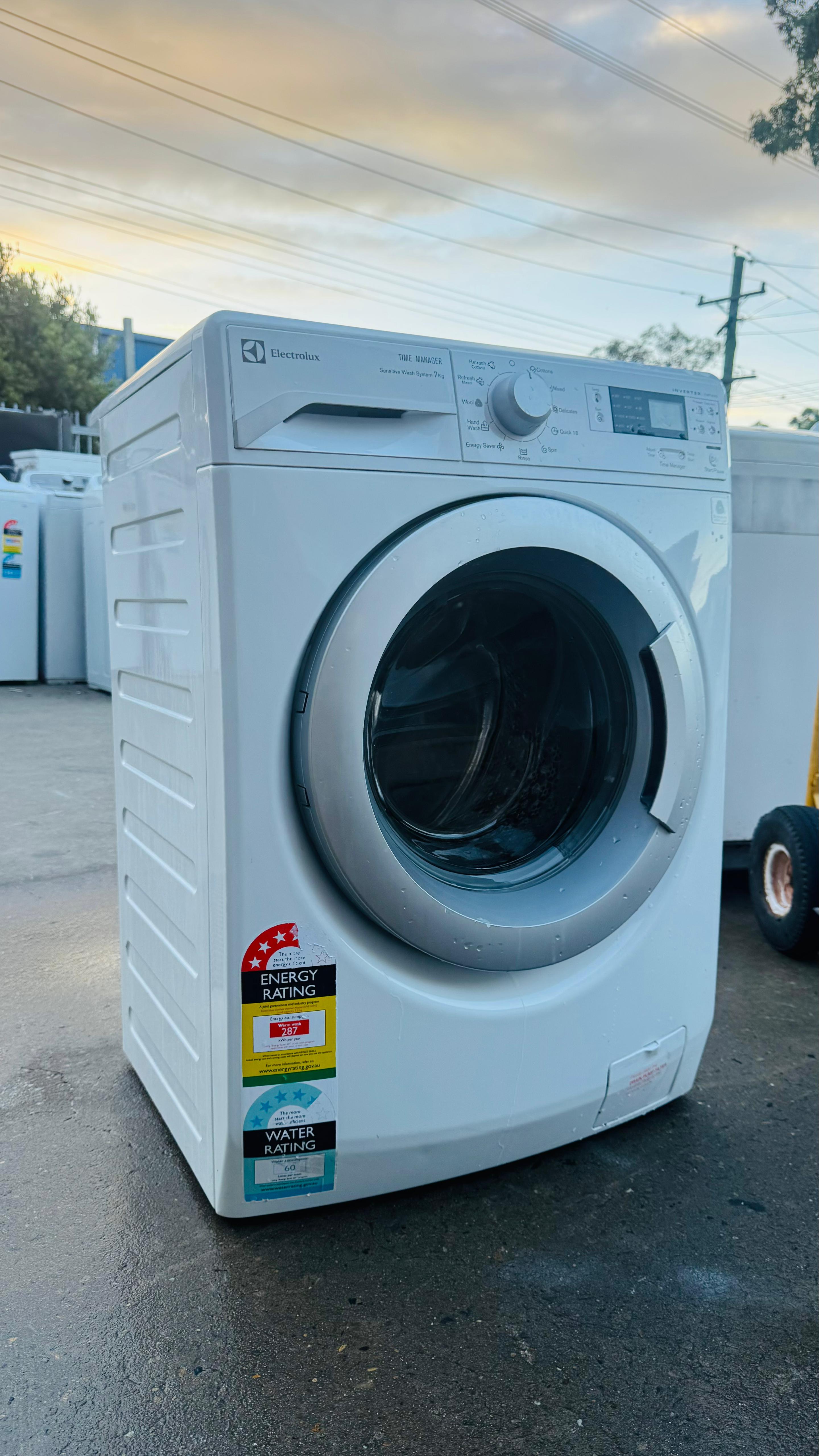 ELECTROLUX 7 KGS FRONT LOADER WASHING MACHINE