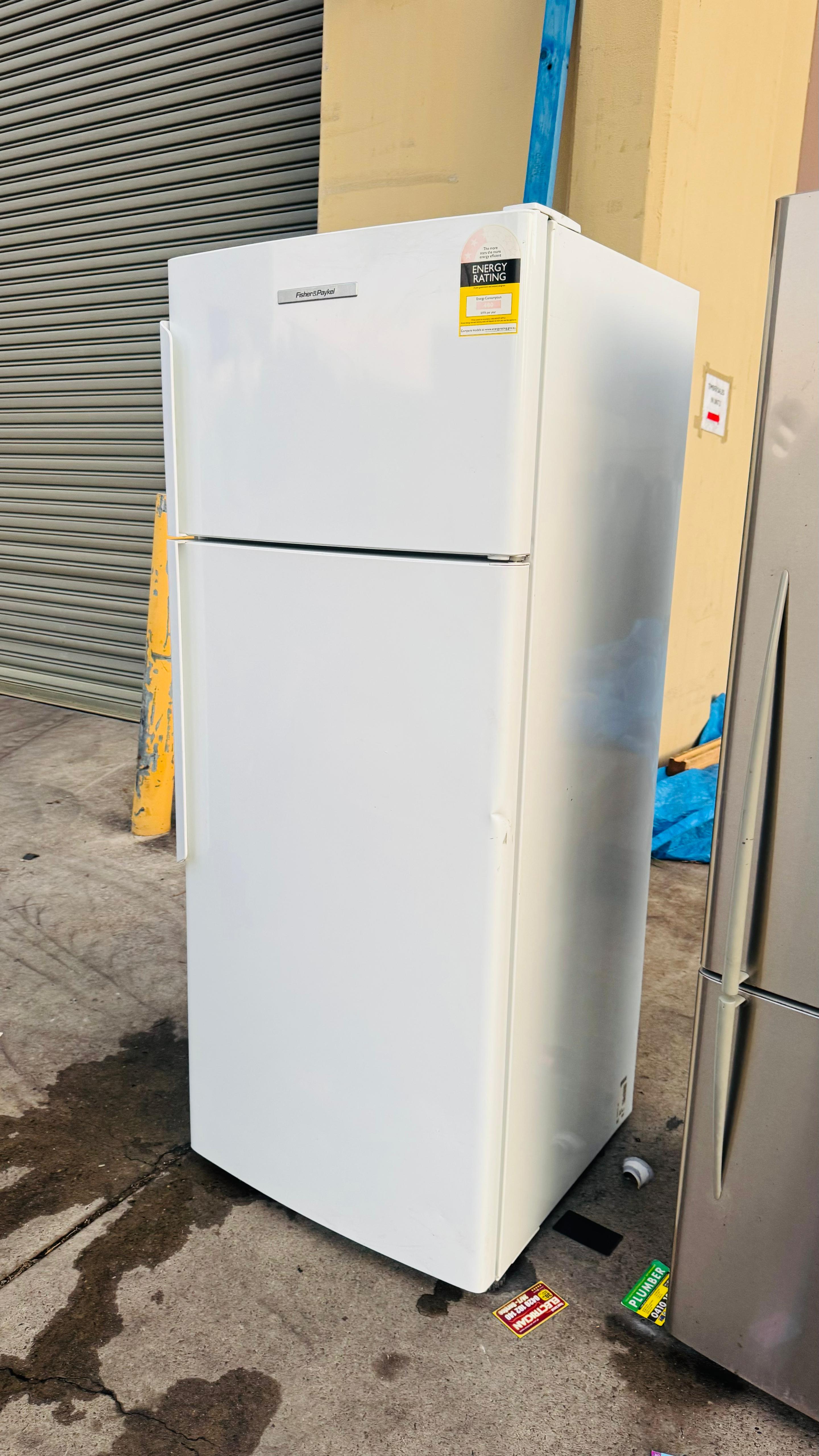 FISHER AND PAYKEL 447 LITRES FRIDGE FREEZER