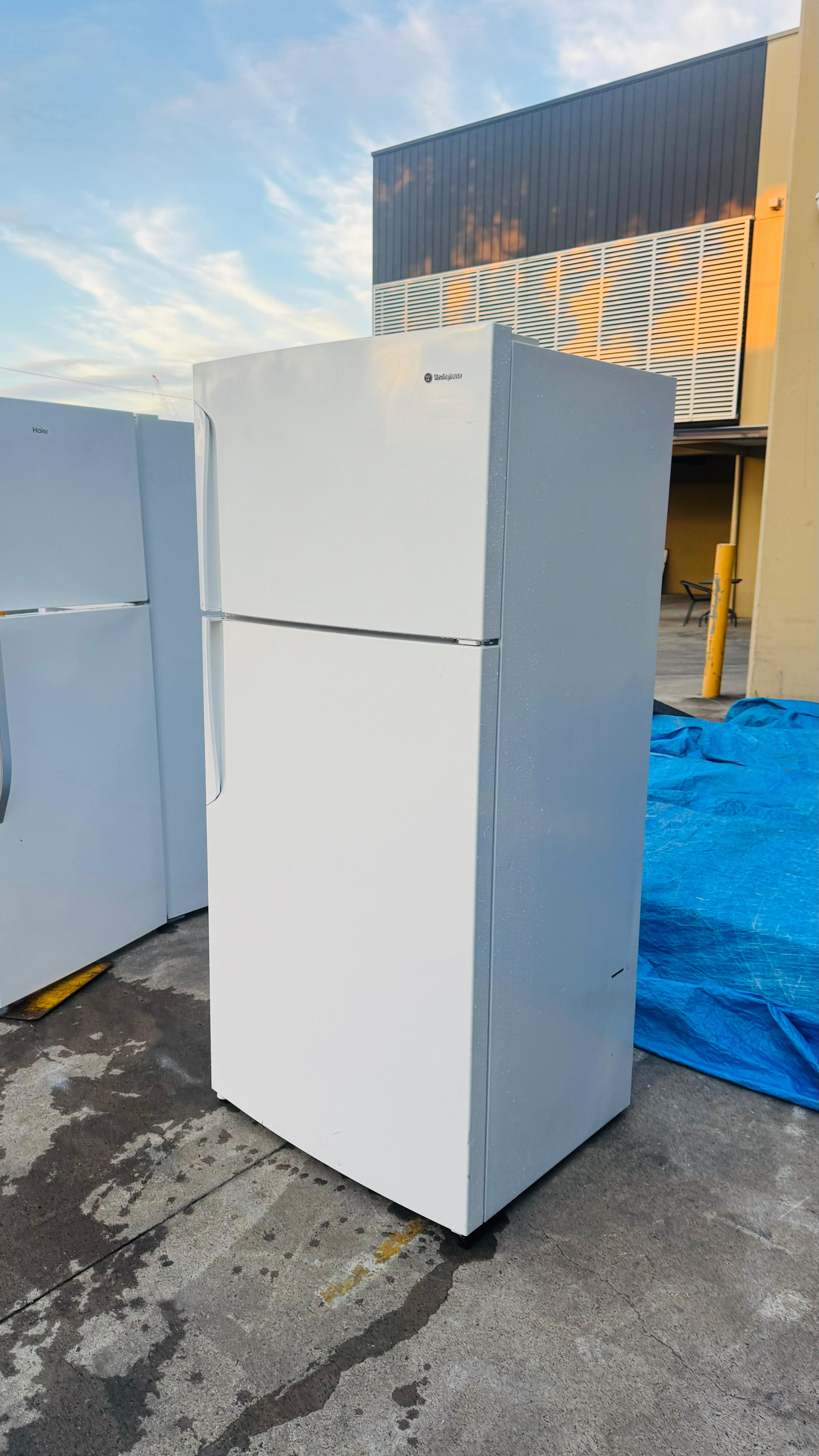 WESTINGHOUSE 538 LITRES FRIDGE FREEZER