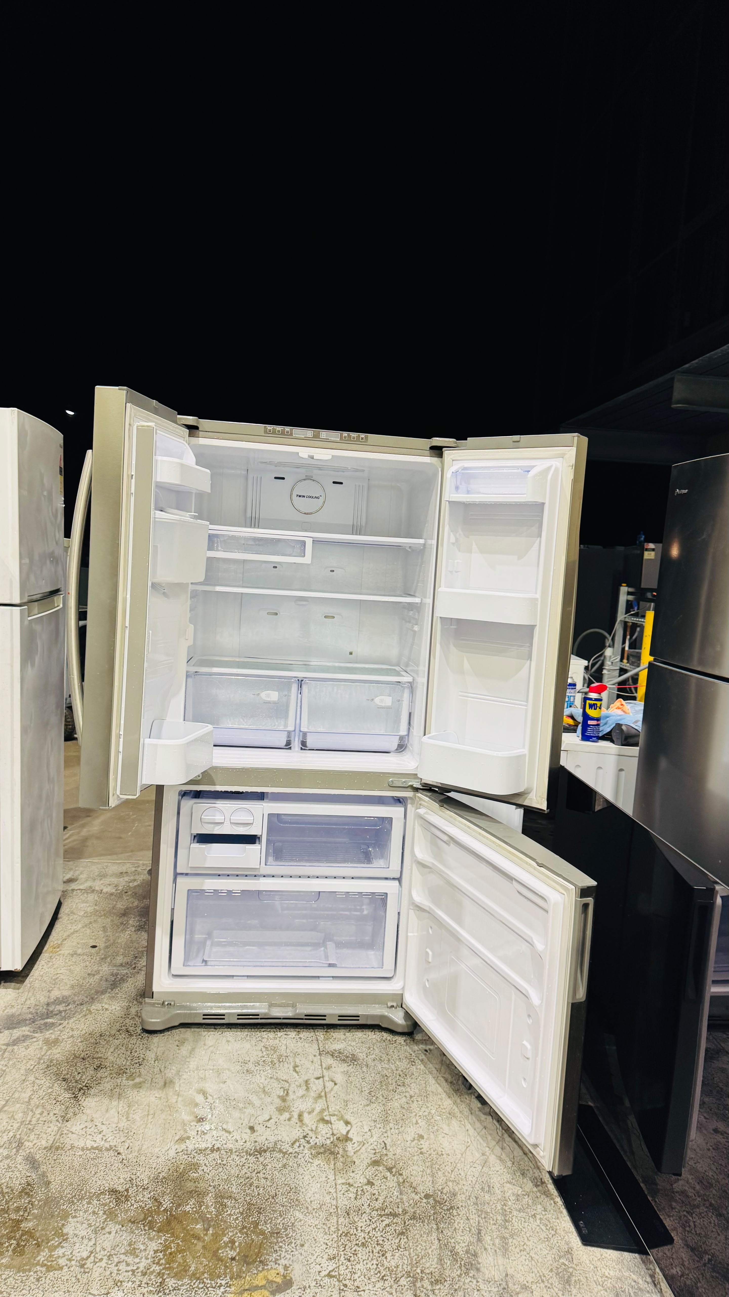 SAMSUNG FRENCH DOOR 533 FRIDGE FREEZER