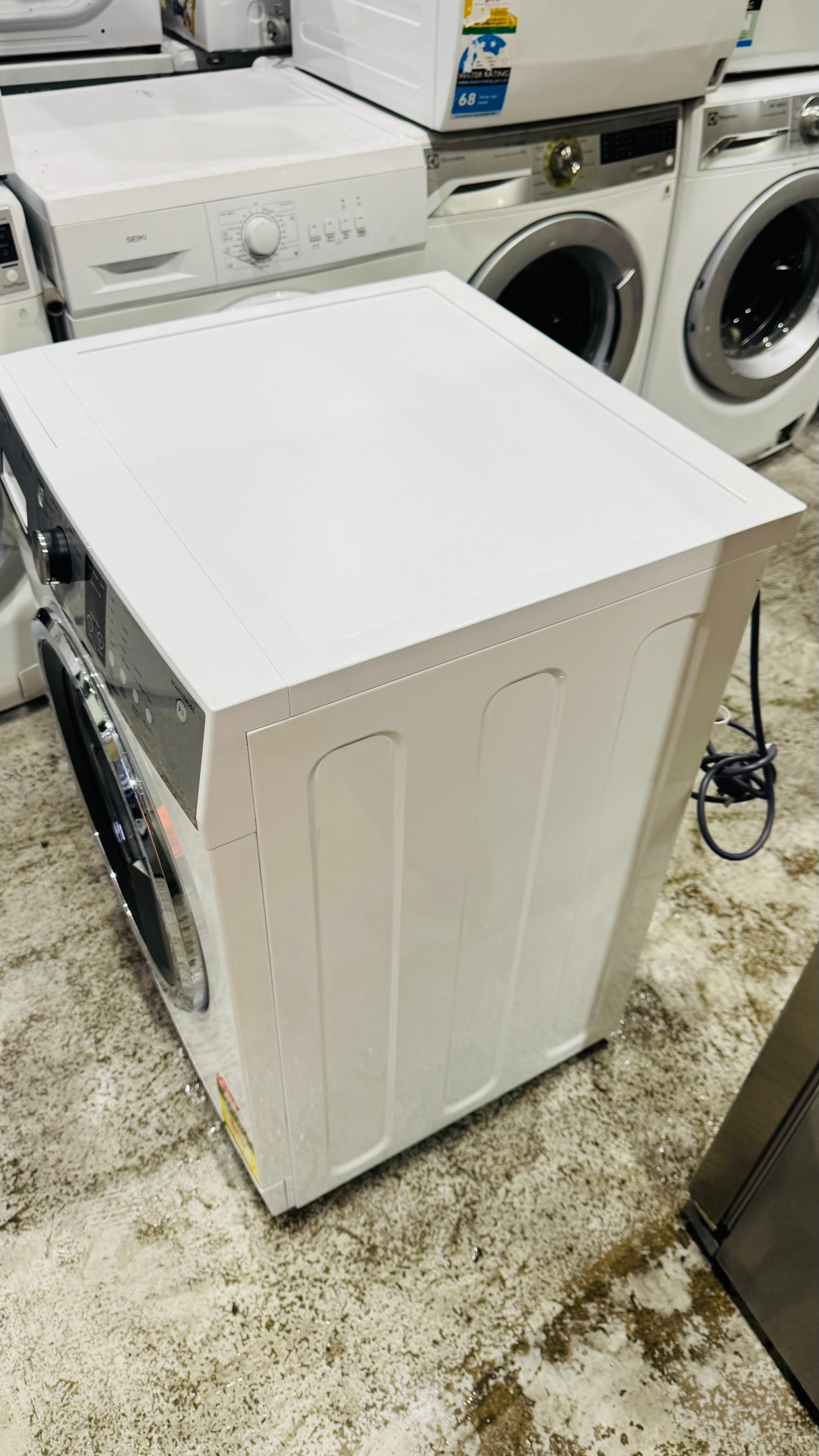 FISHER AND PAYKEL 7.5KGS FRONT LOADER WASHING MACHINE