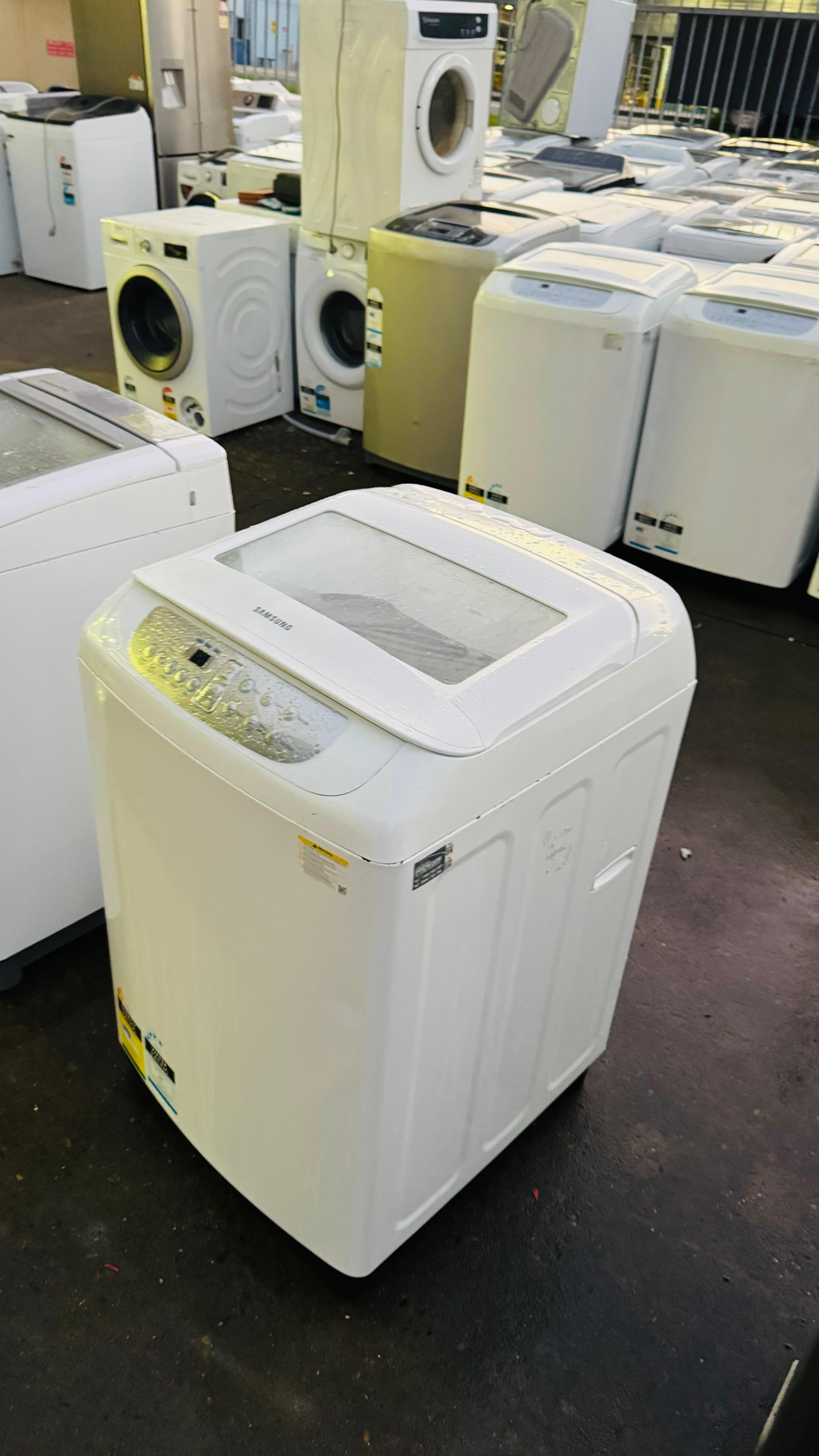 LG 6.5KGS TOP LOADER WASHING MACHINE