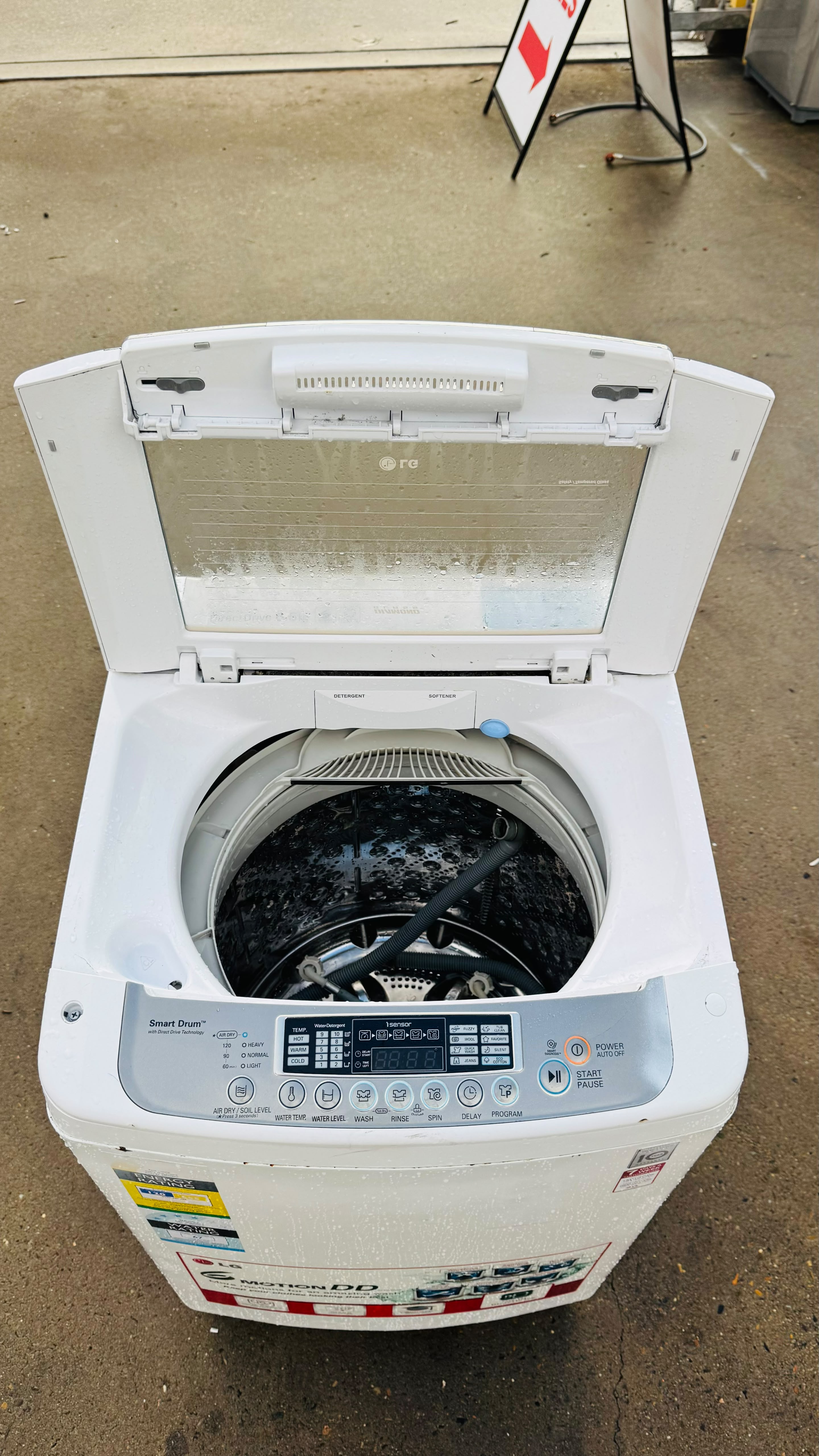 LG 6.5KGS TOP LOADER WASHING MACHINE