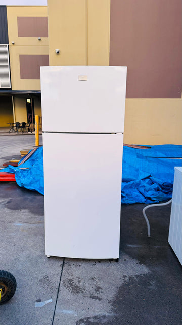 KELVINATOR 461 LITRES FRIDGE FREEZER