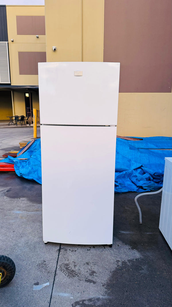 KELVINATOR 461 LITRES FRIDGE FREEZER