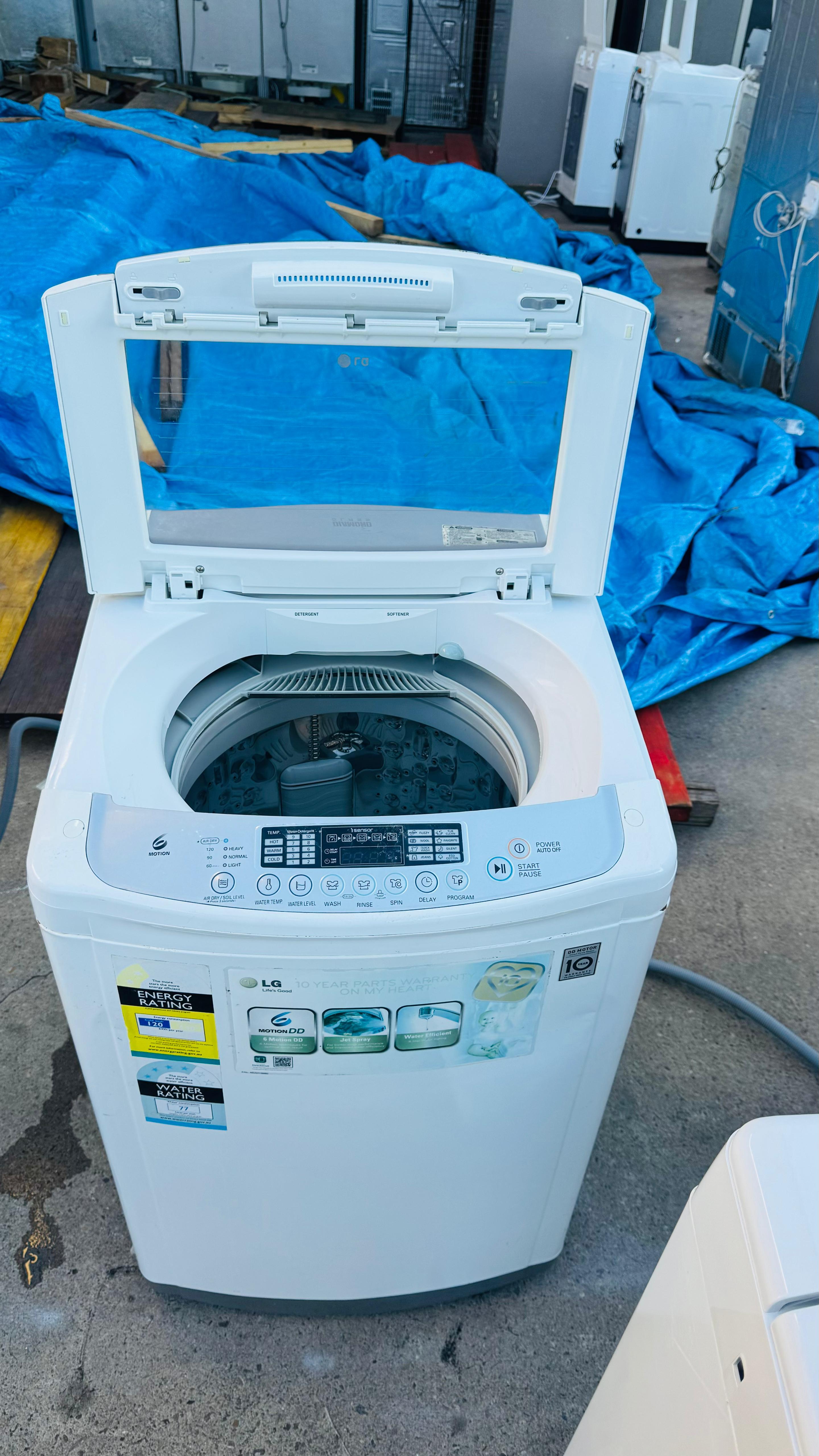 LG 7.5 KGS TOP LOADER WASHING MACHINE