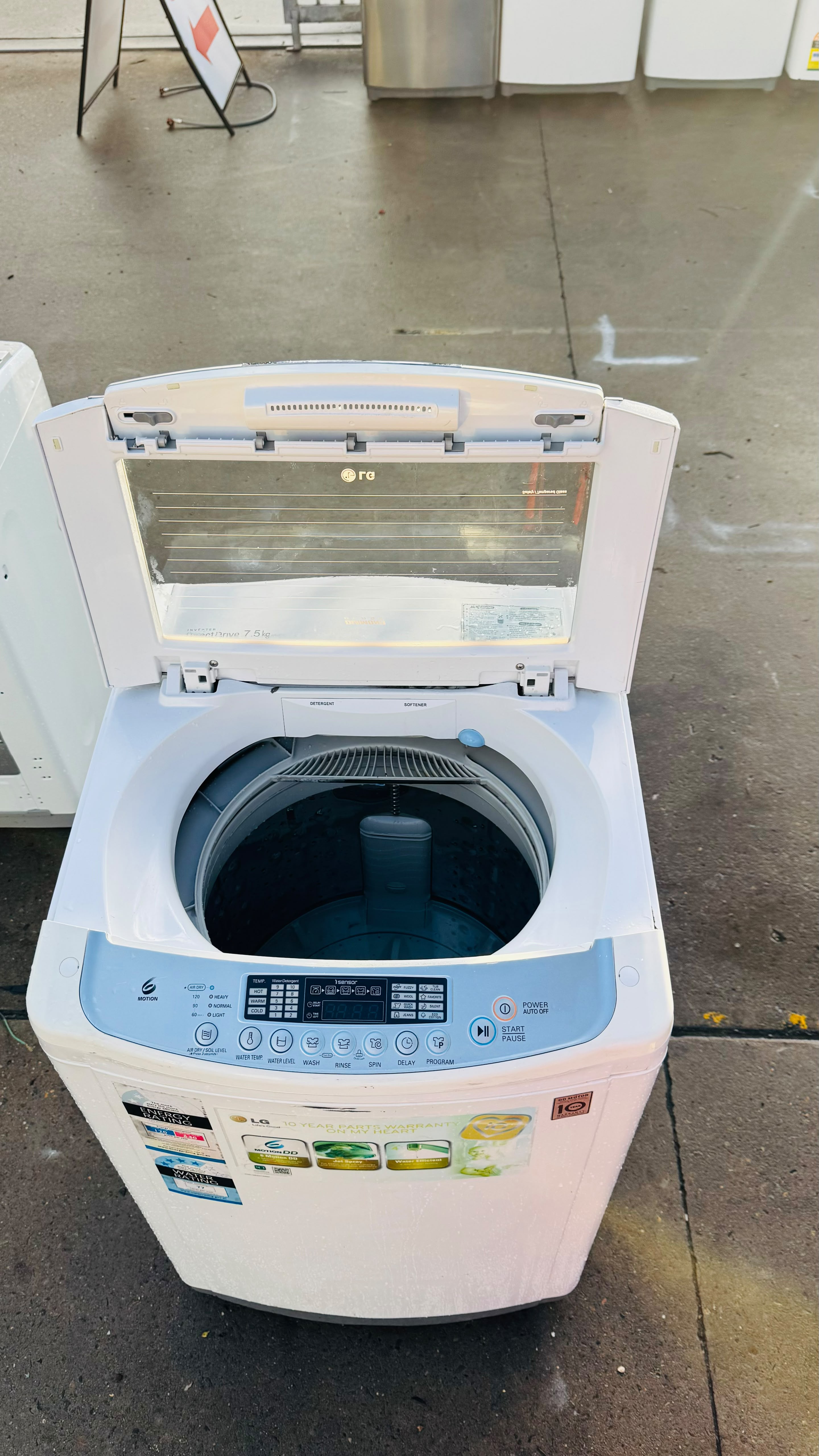 LG 7.5KGS TOP LOADER WASHING MACHINE