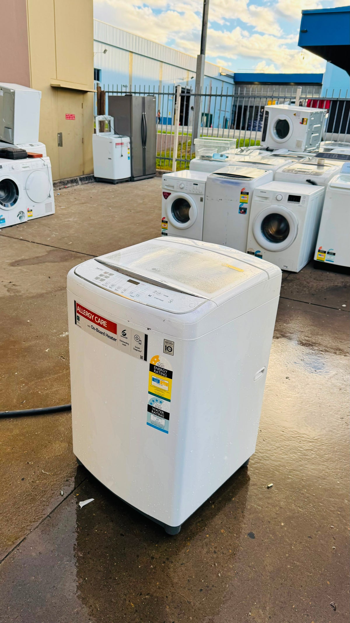 LG 8.5KGS TOP LOADER WASHING MACHINE