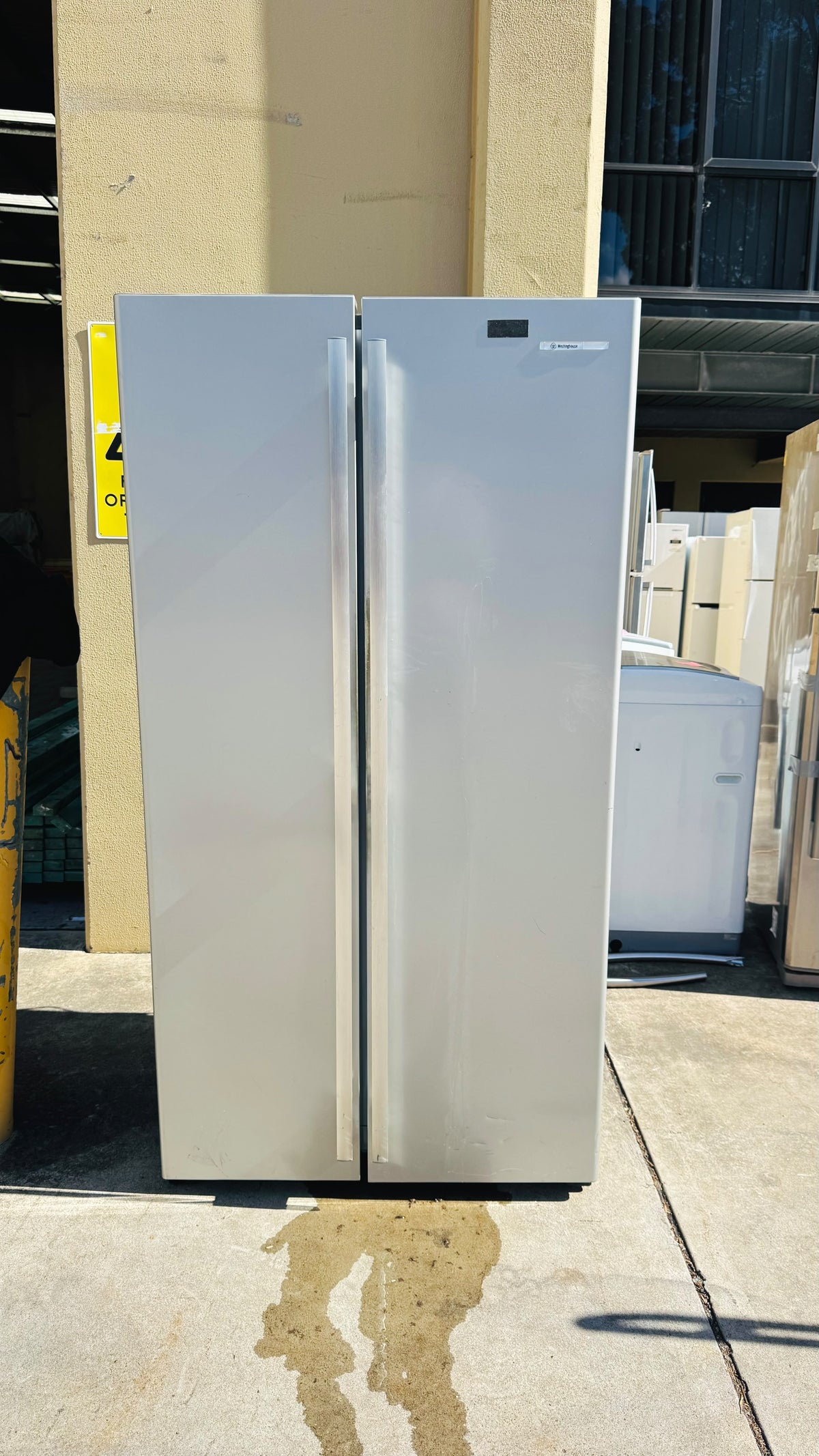 WESTINGHOUSE SIDE BY SIDE 606 LITRES FRIDGE FREEZER