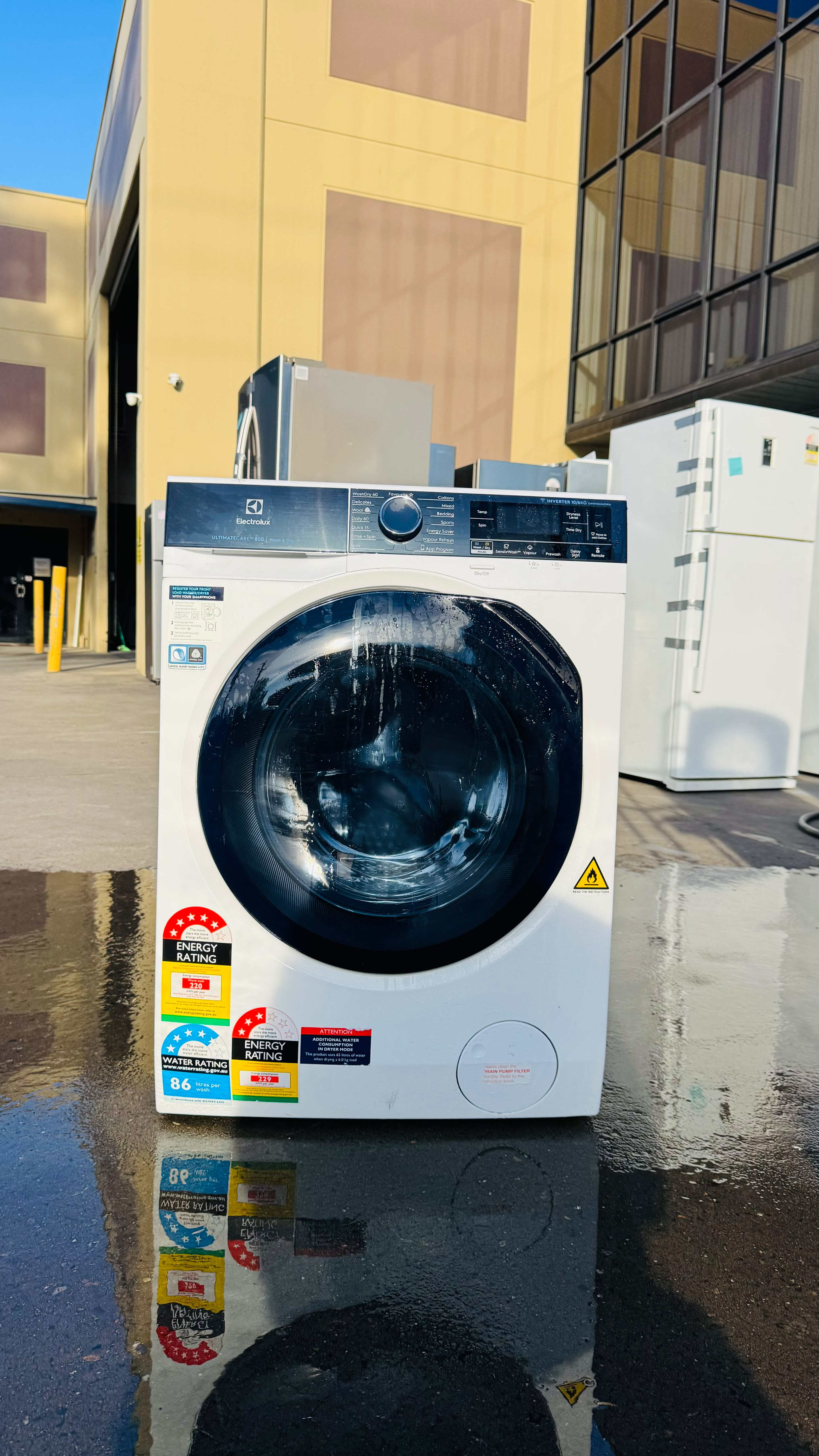 ELECTROLUX 10KGS FRONT LOADER WASHING MACHINE