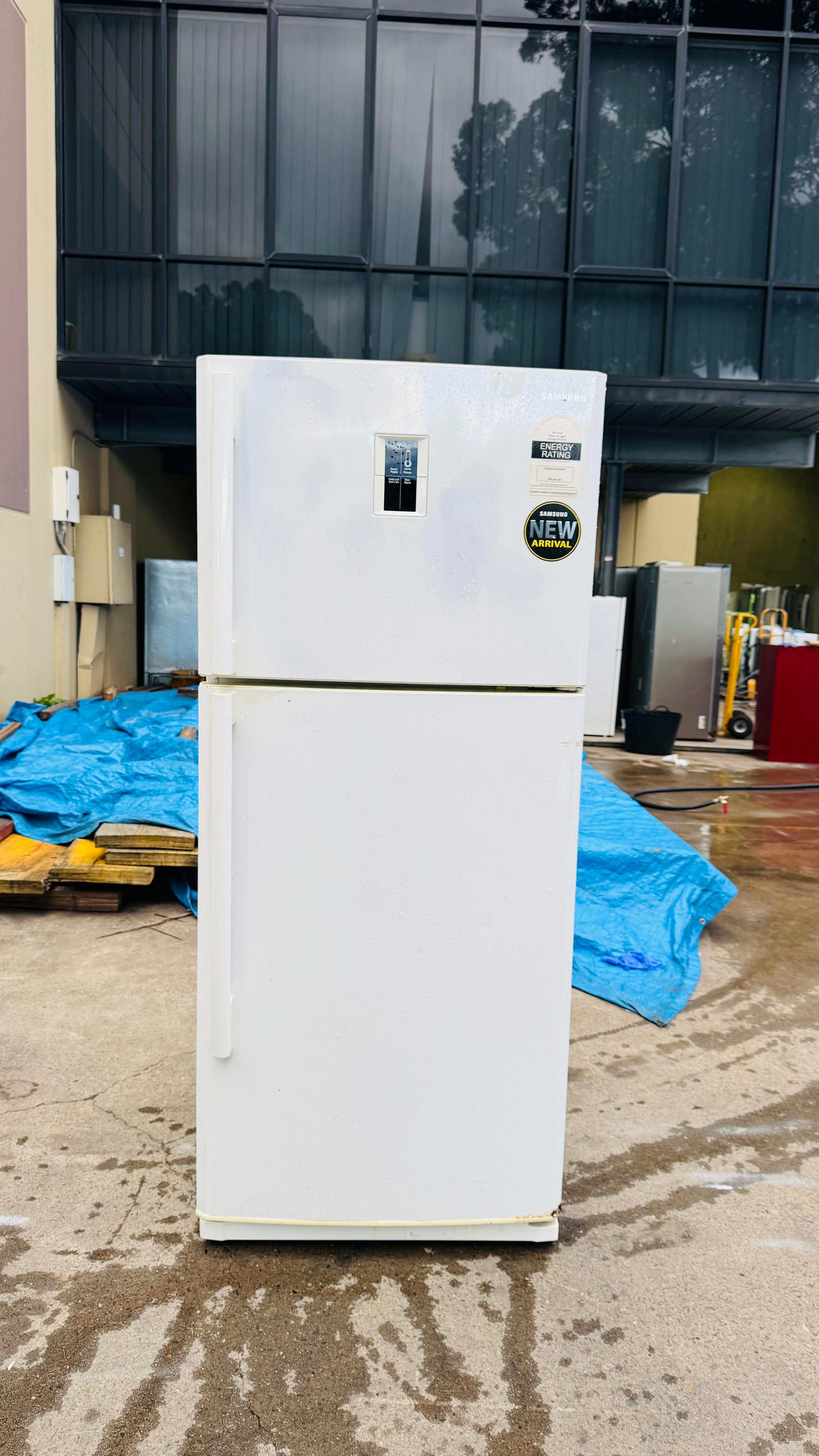 SAMSUNG 431 LITRES FRIDGE FREEZER