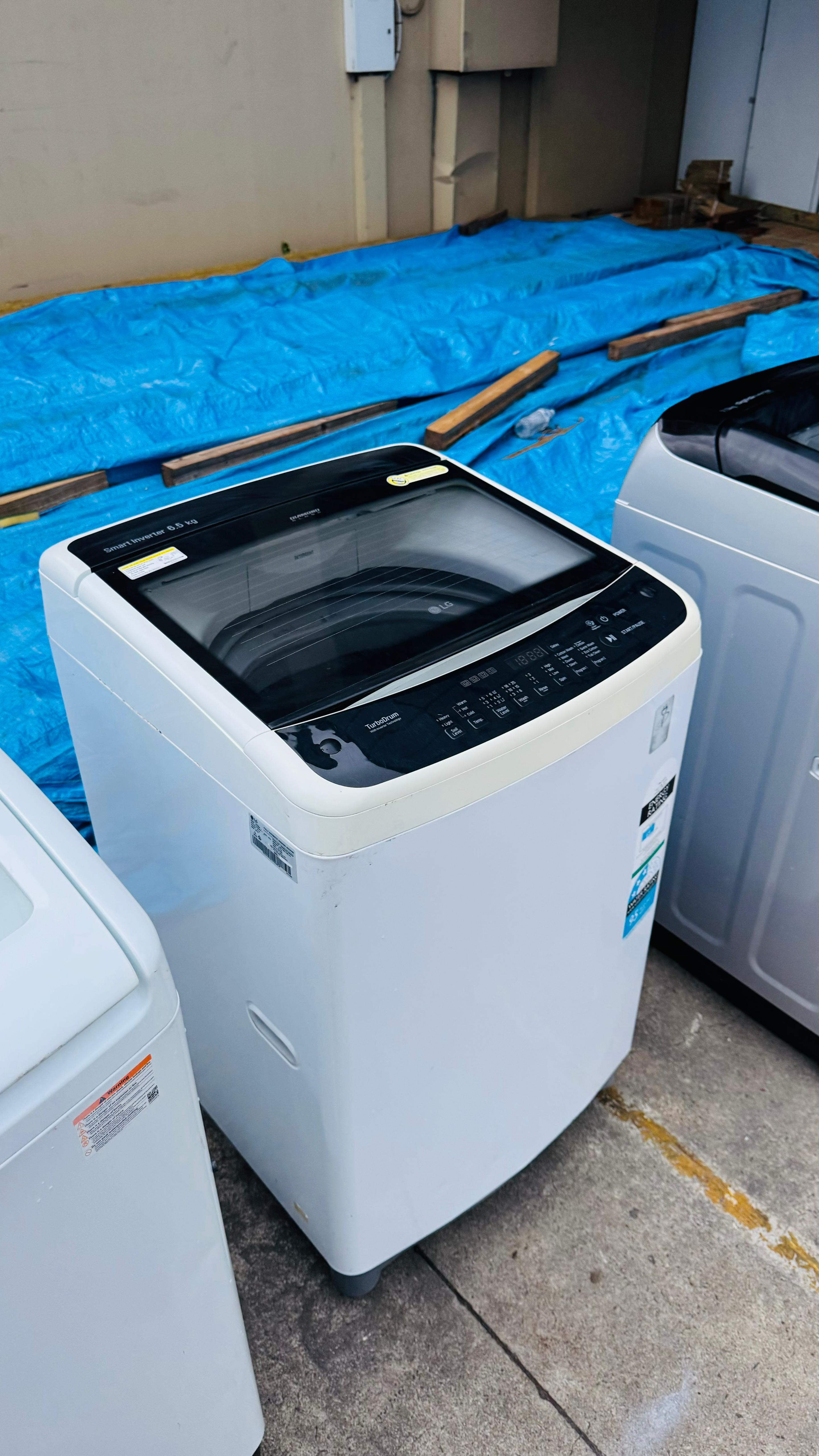 LG 6.5KGS TOP LOADER WASHING MACHINE