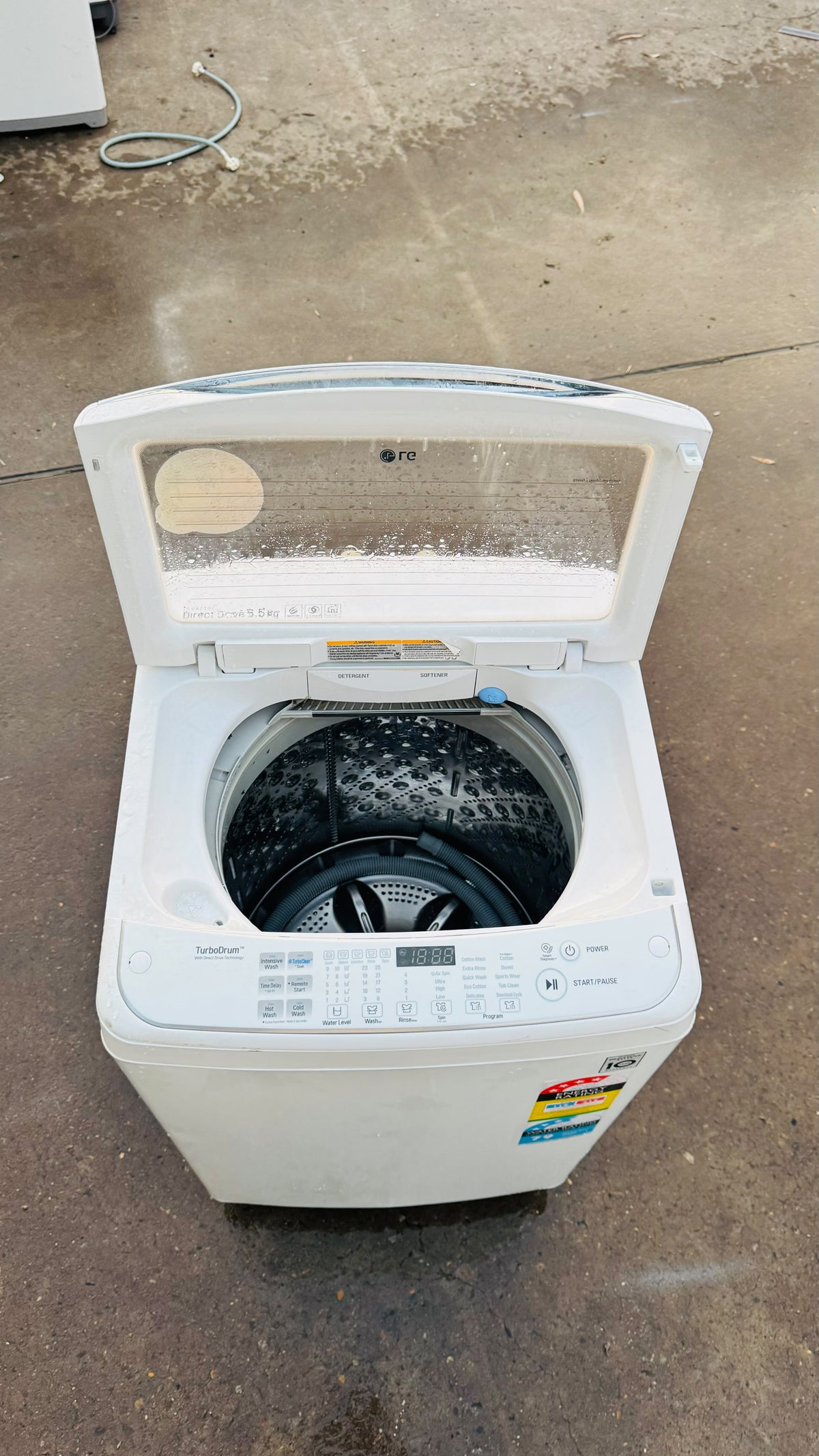 LG 6.5KGS TOP LOADER WASHING MACHINE