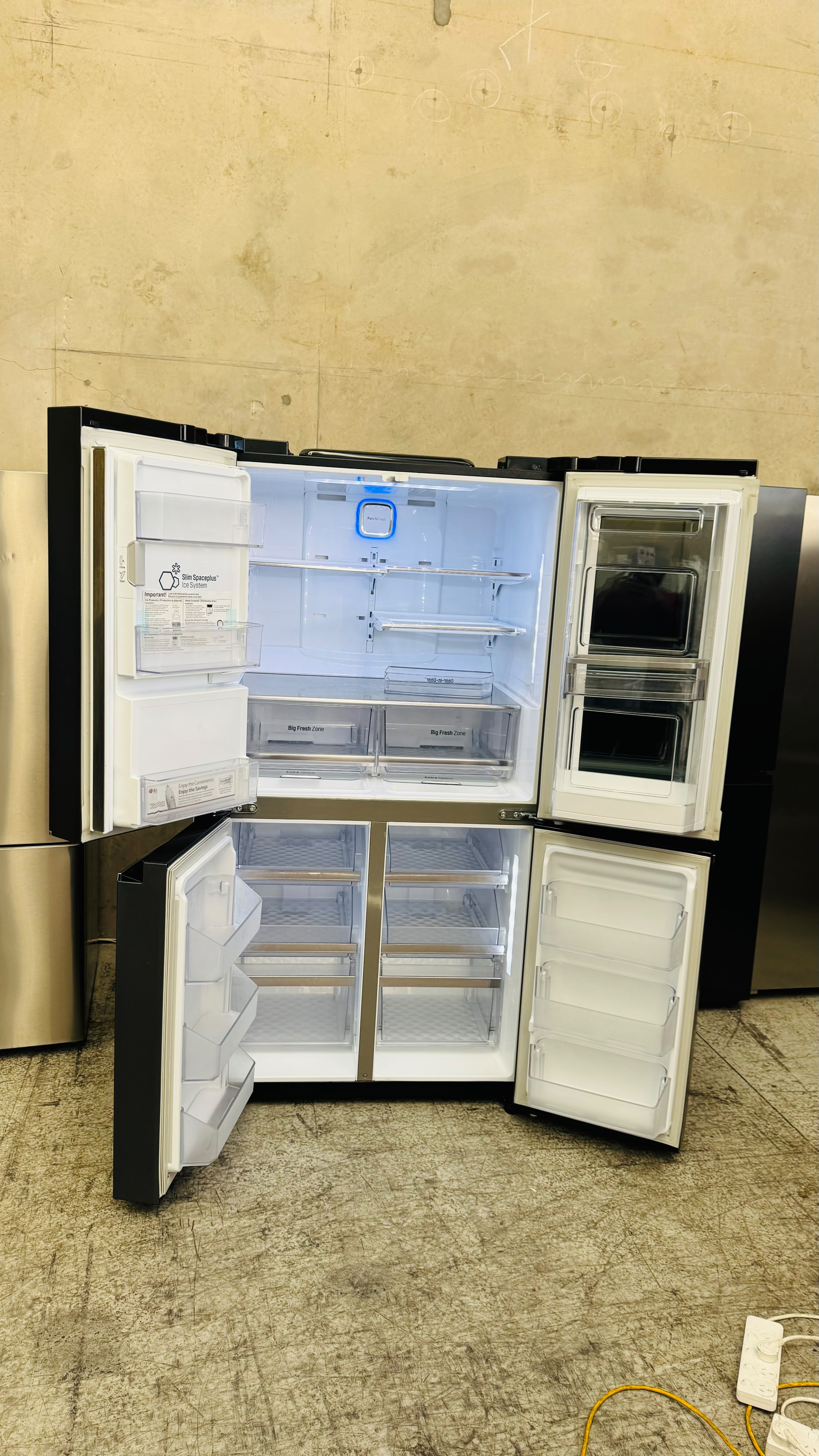 LG QUAD FRENCH DOOR 910 LITRES FRIDGE FREEZER