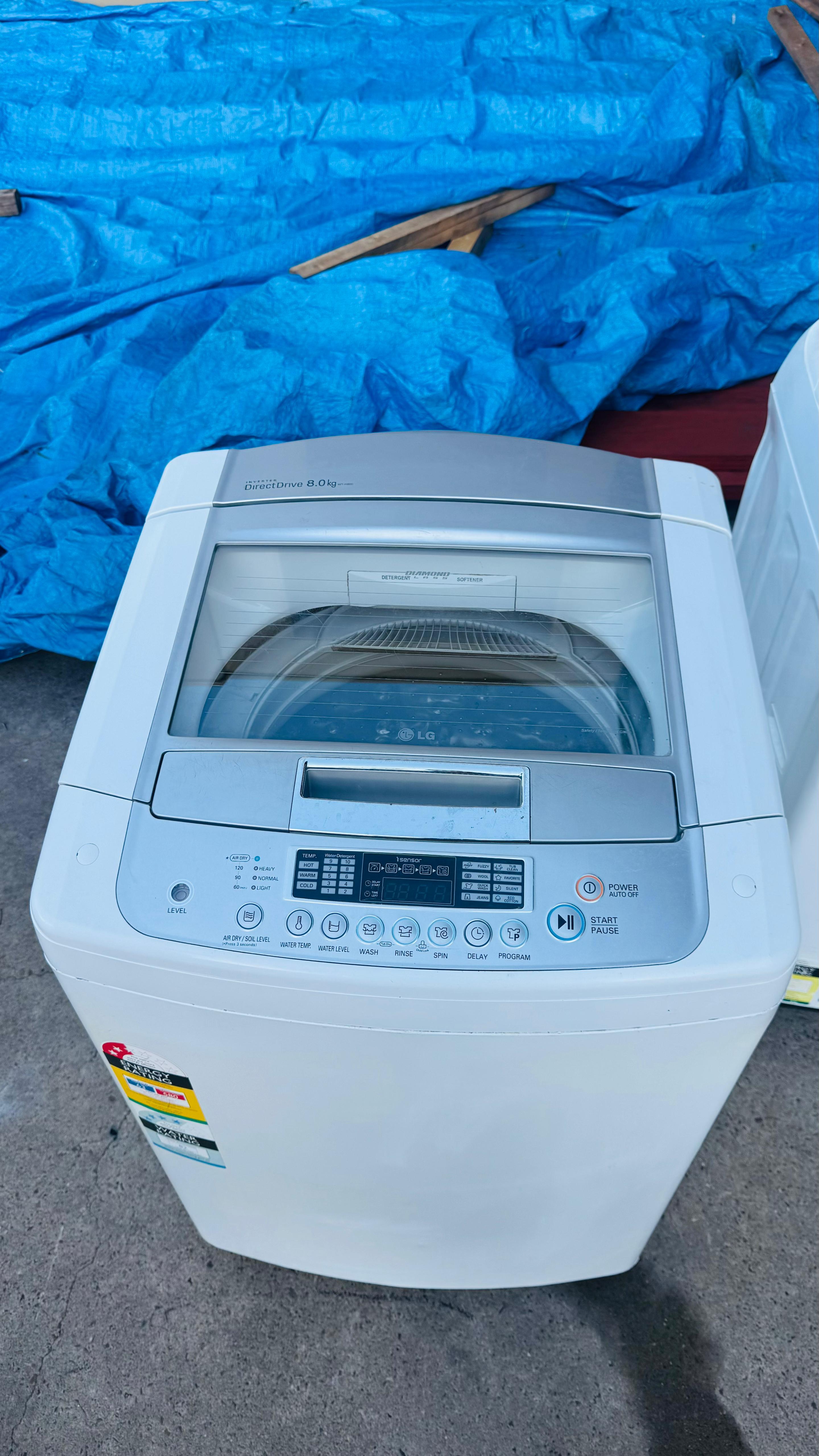 LG 8 KGS TOP LOADER WASHING MACHINE