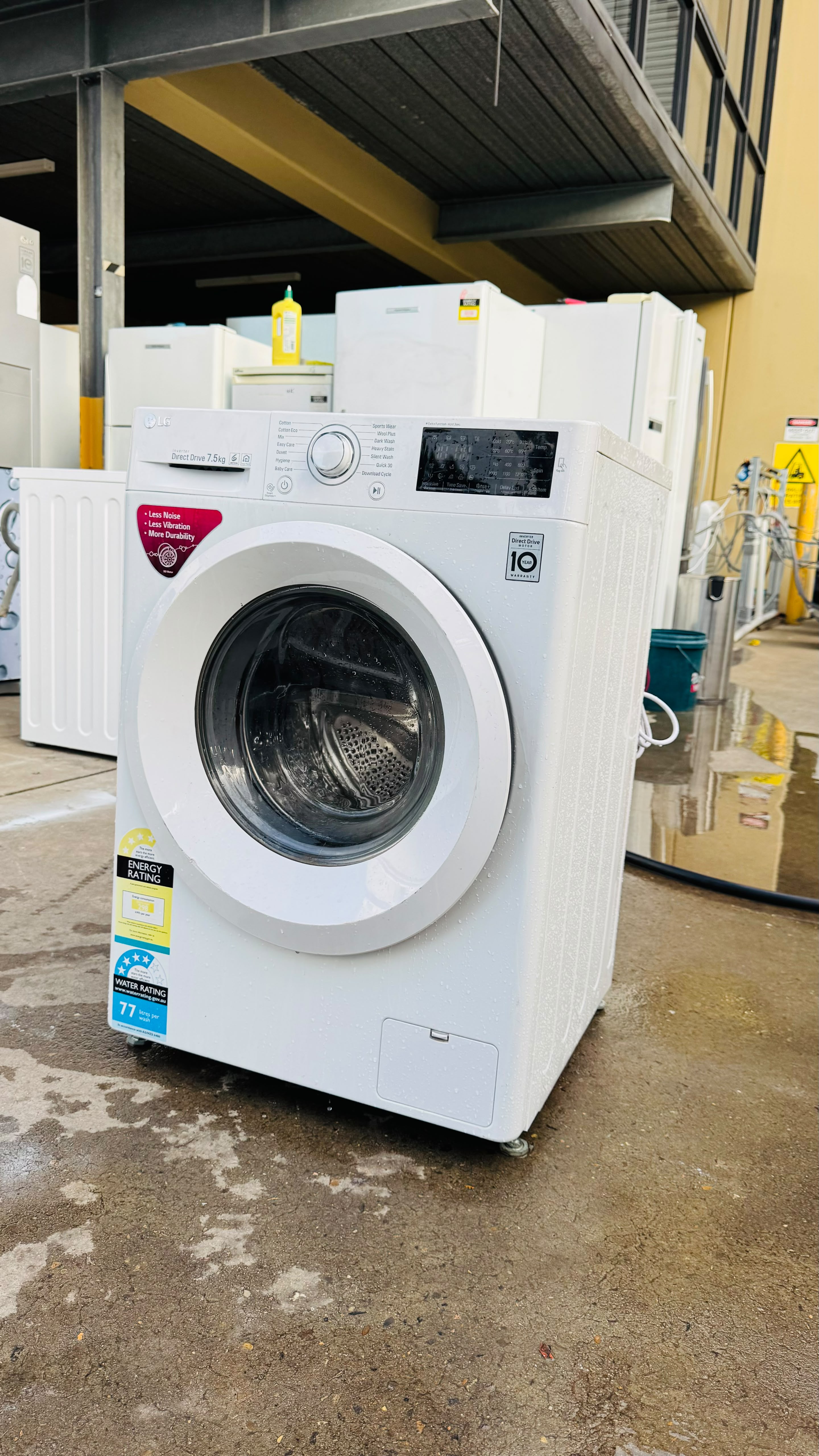 LG 7.5KGS FRONT LOADER WASHING MACHINE