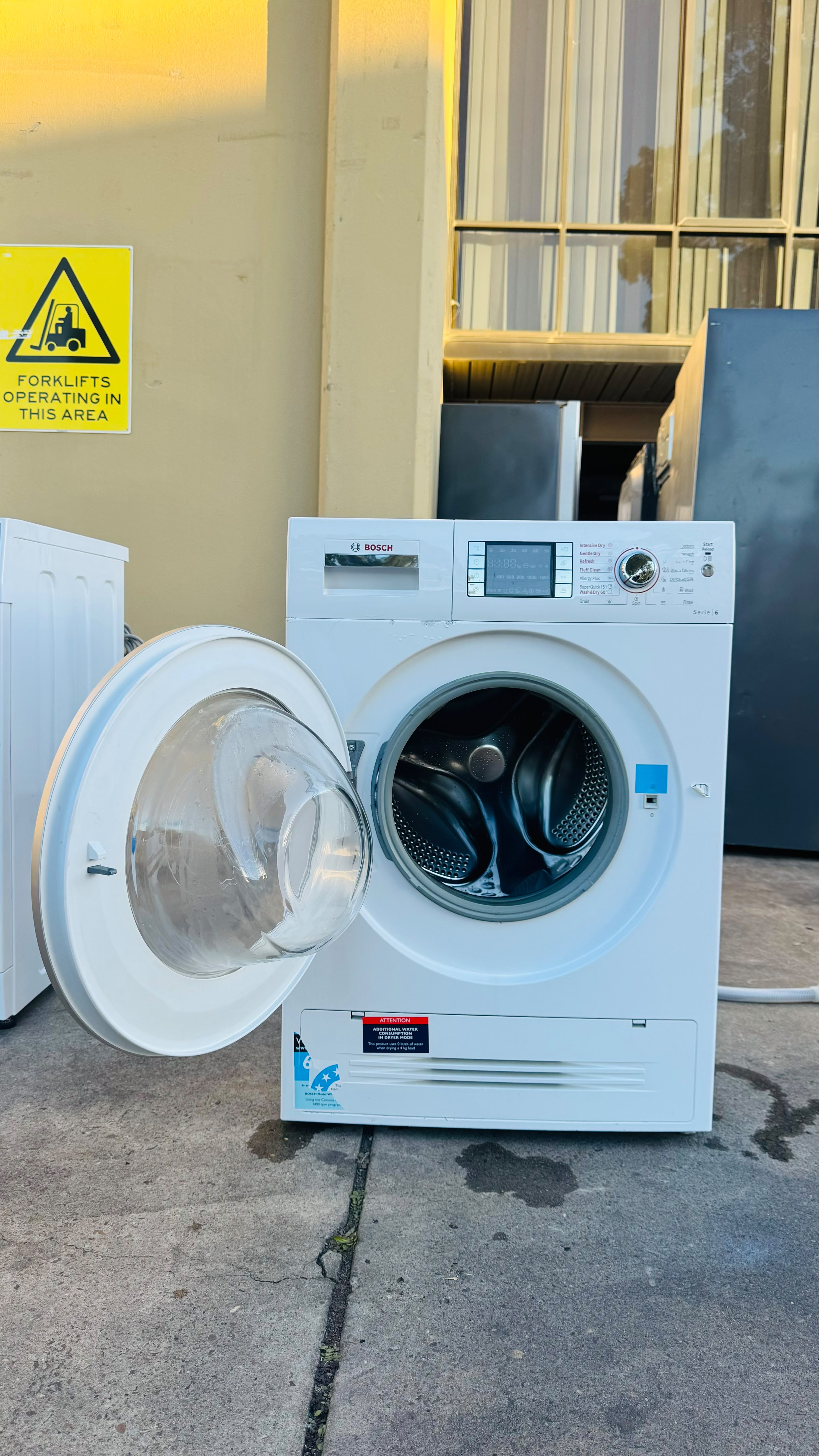 BOSCH 8KGS FRONT LOADER WASHING MACHINE