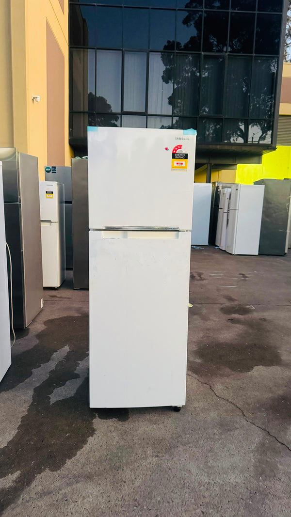 SAMSUNG 343 LITRES FRIDGE FREEZER