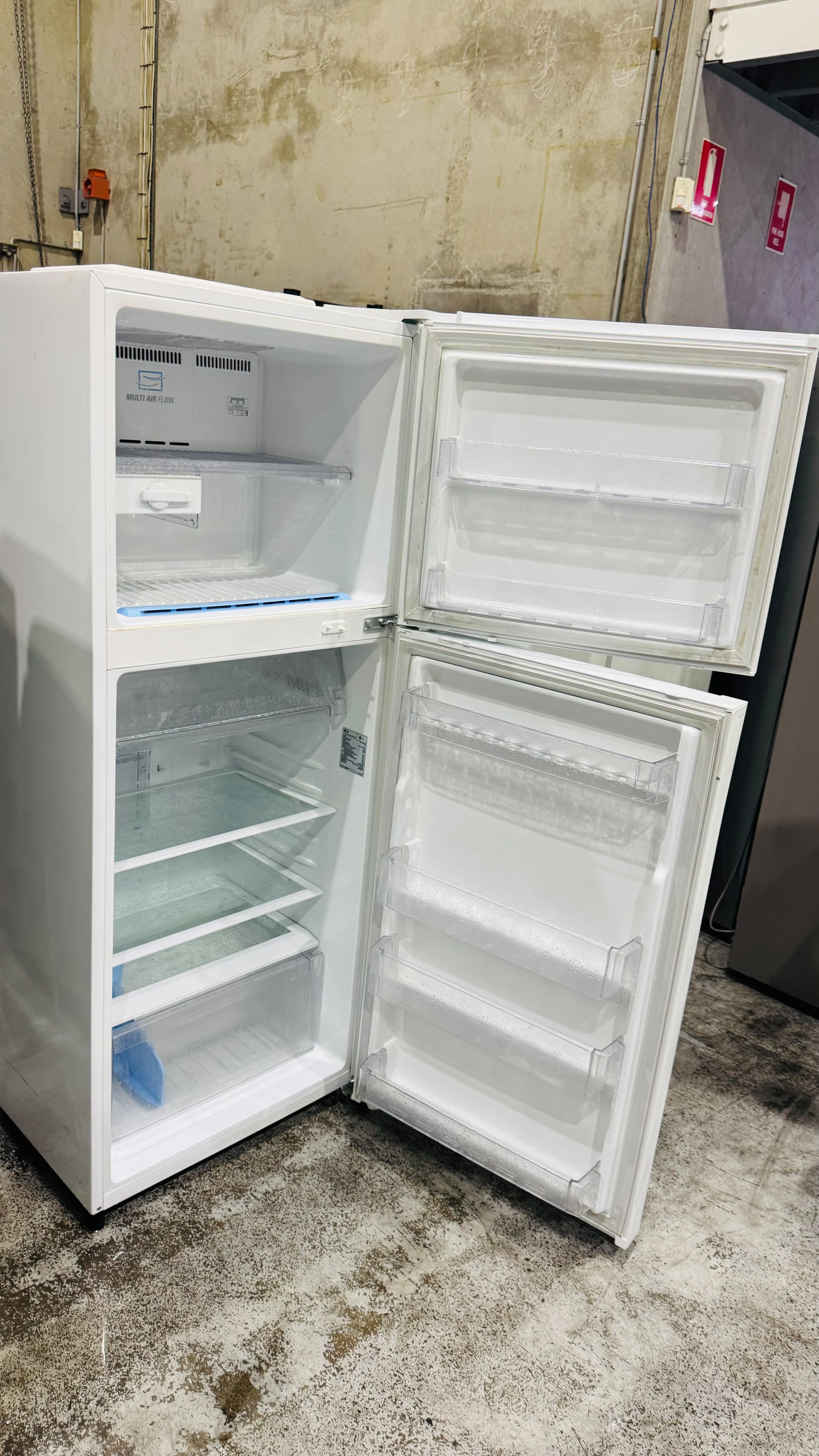 LG 407 LITRES FRIDGE FREEZER