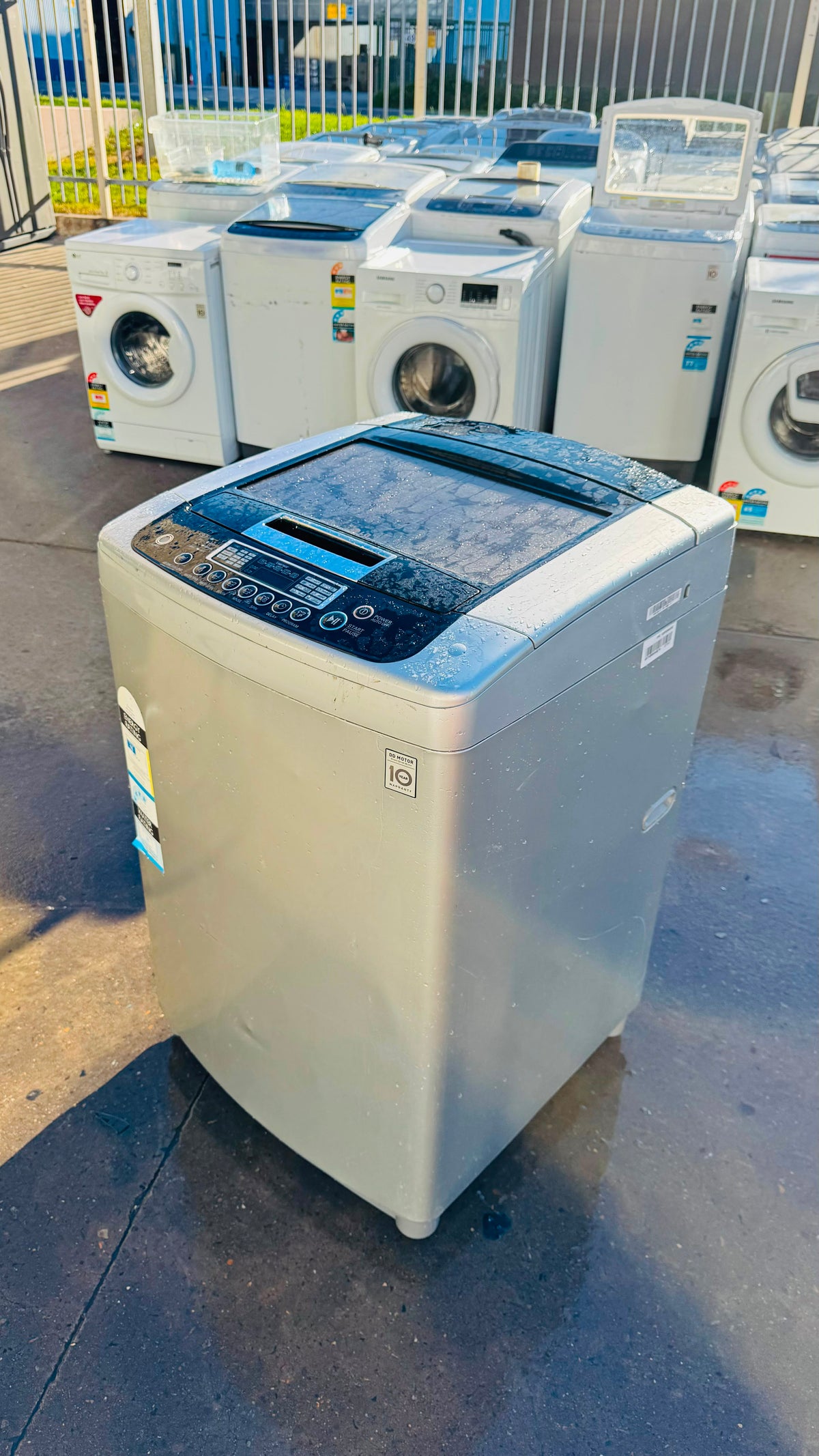 LG 9.5KGS TOP LOADER WASHING MACHINE