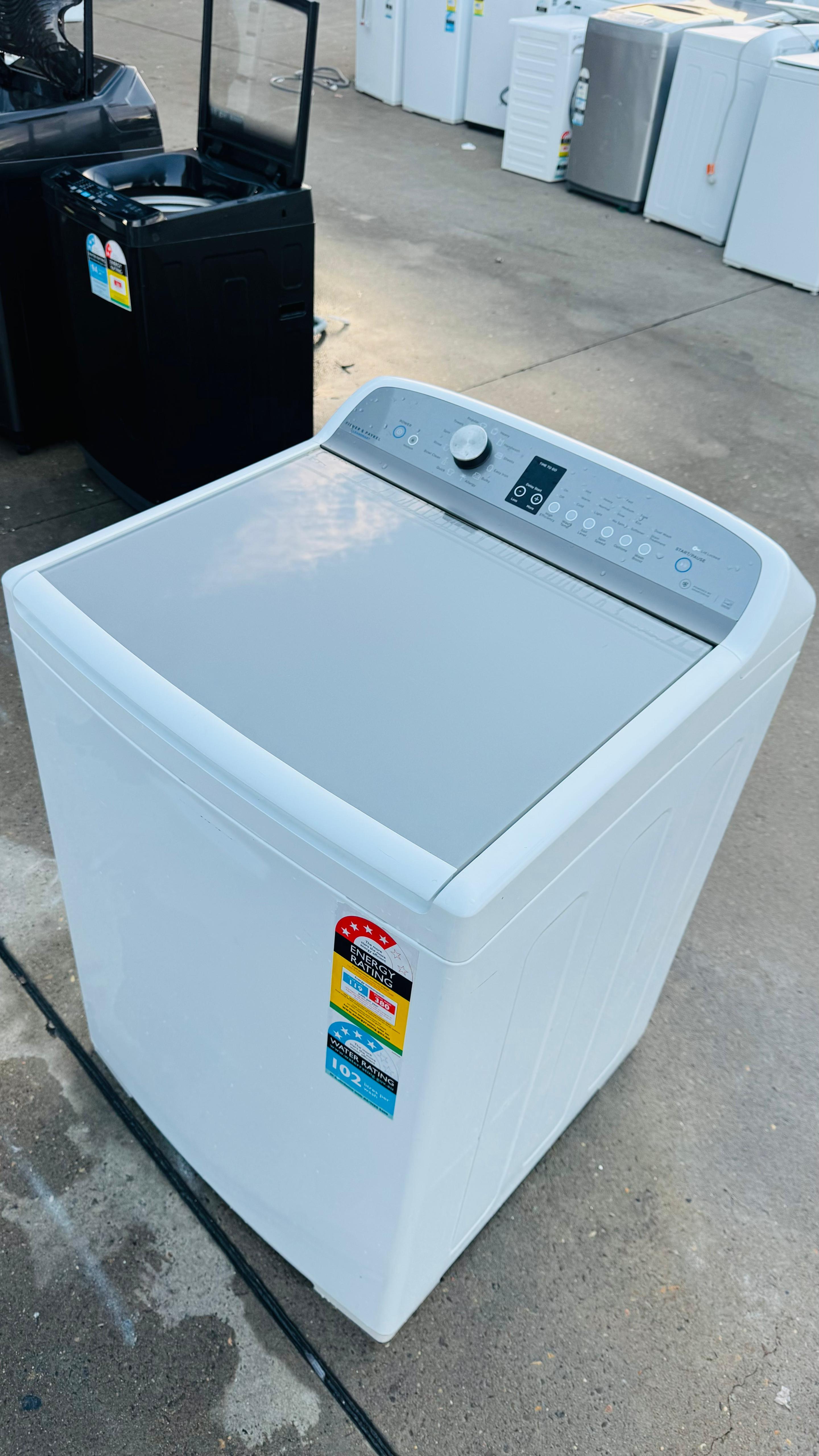 FISHER AND PAYKEL 10KGS TOP LOADER WASHING MACHINE