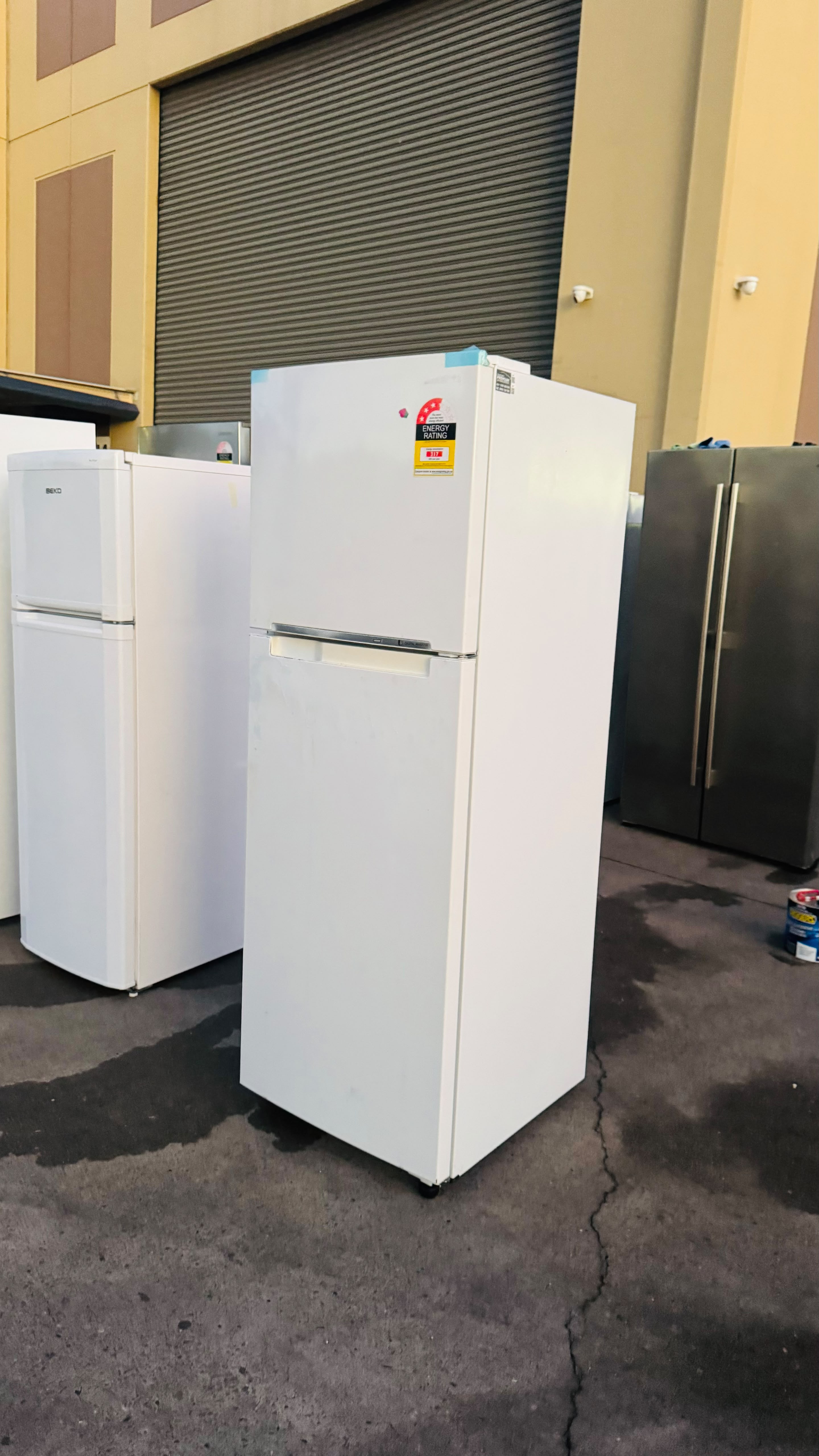 SAMSUNG 343 LITRES FRIDGE FREEZER