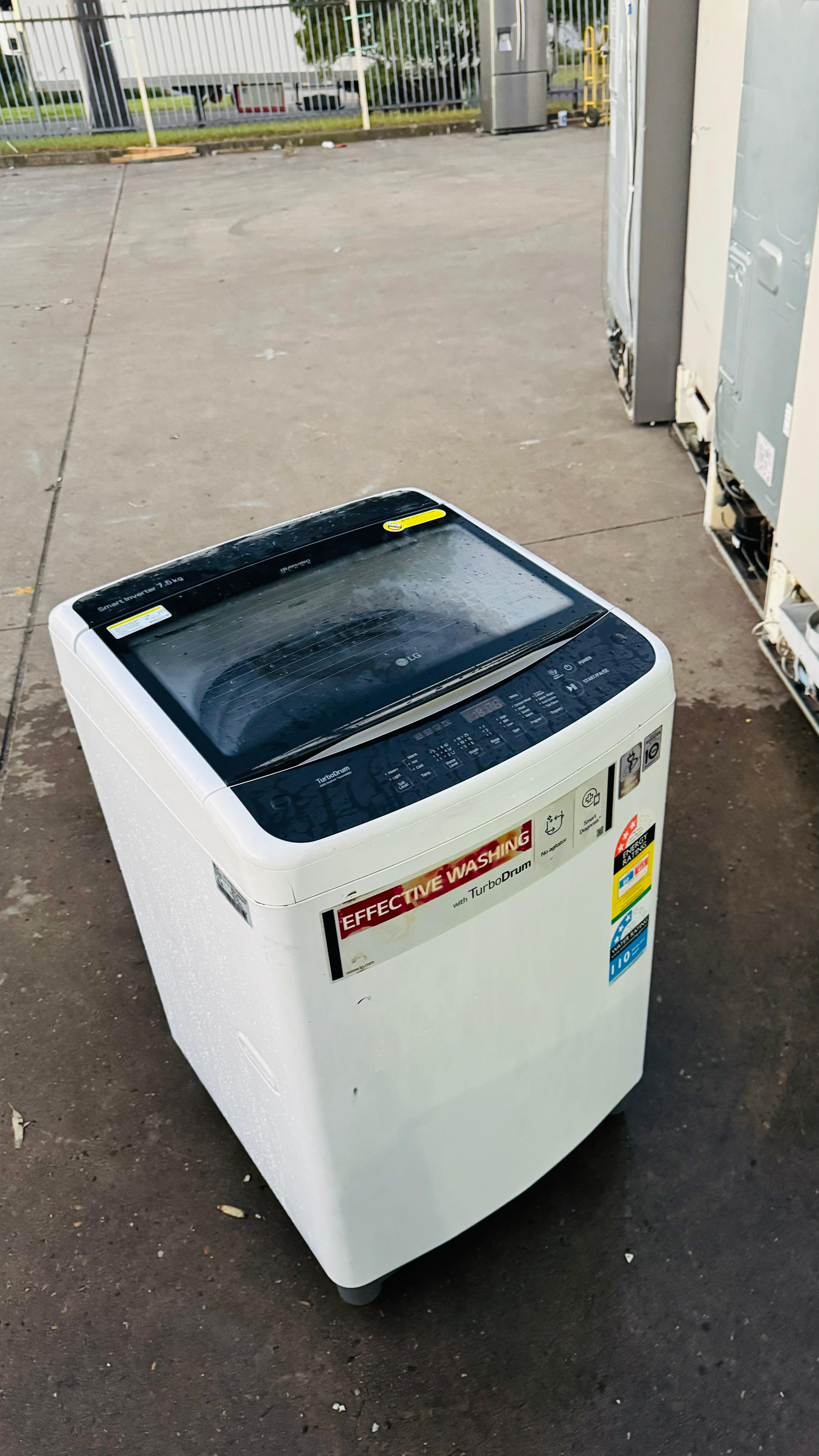 LG 7.5KGS TOP LOADER WASHING MACHINE