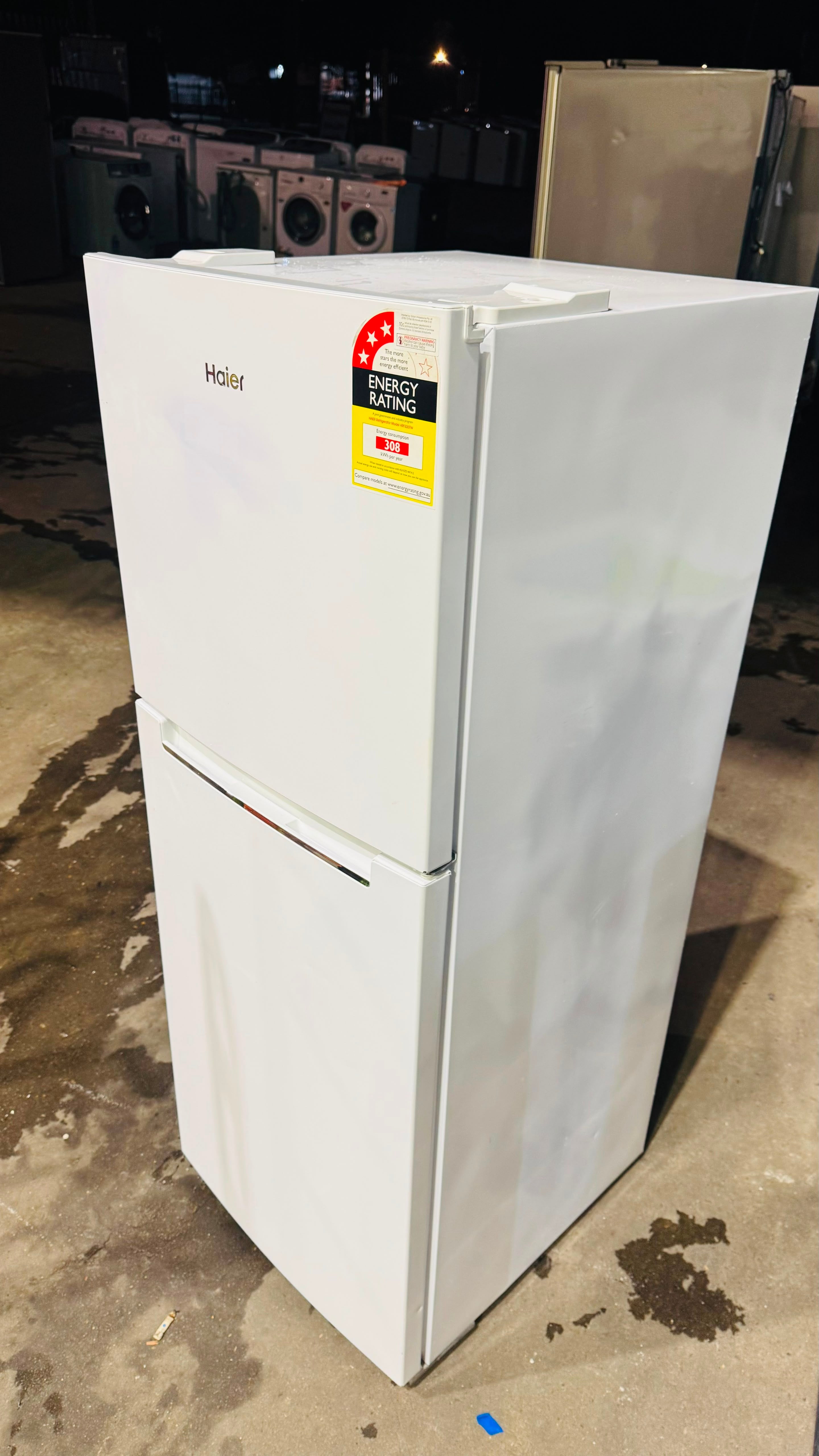 HAIER 220 LITRES FRIDGE FREEZER