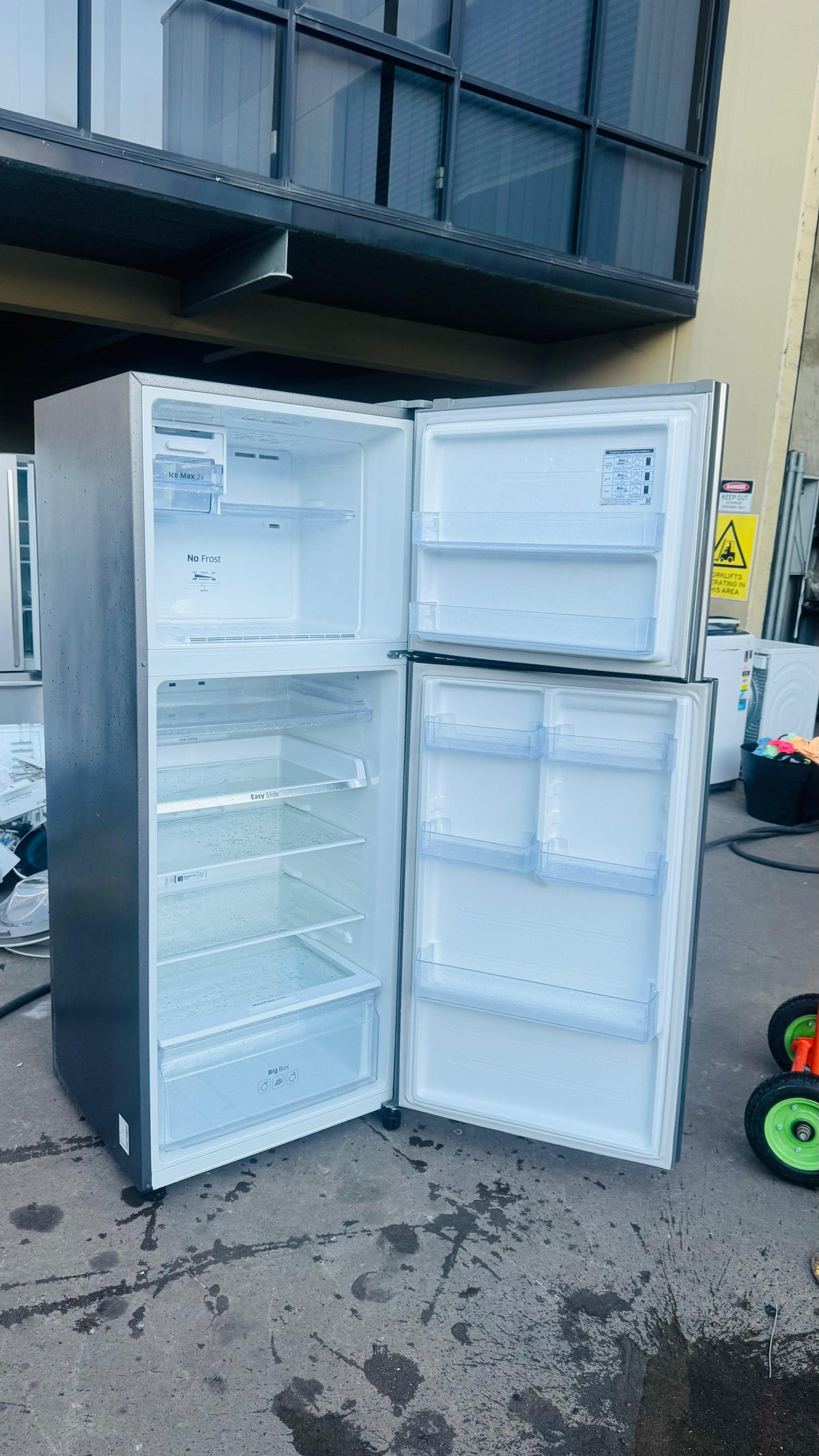 SAMSUNG 469 LITRES FRIDGE FREEZER